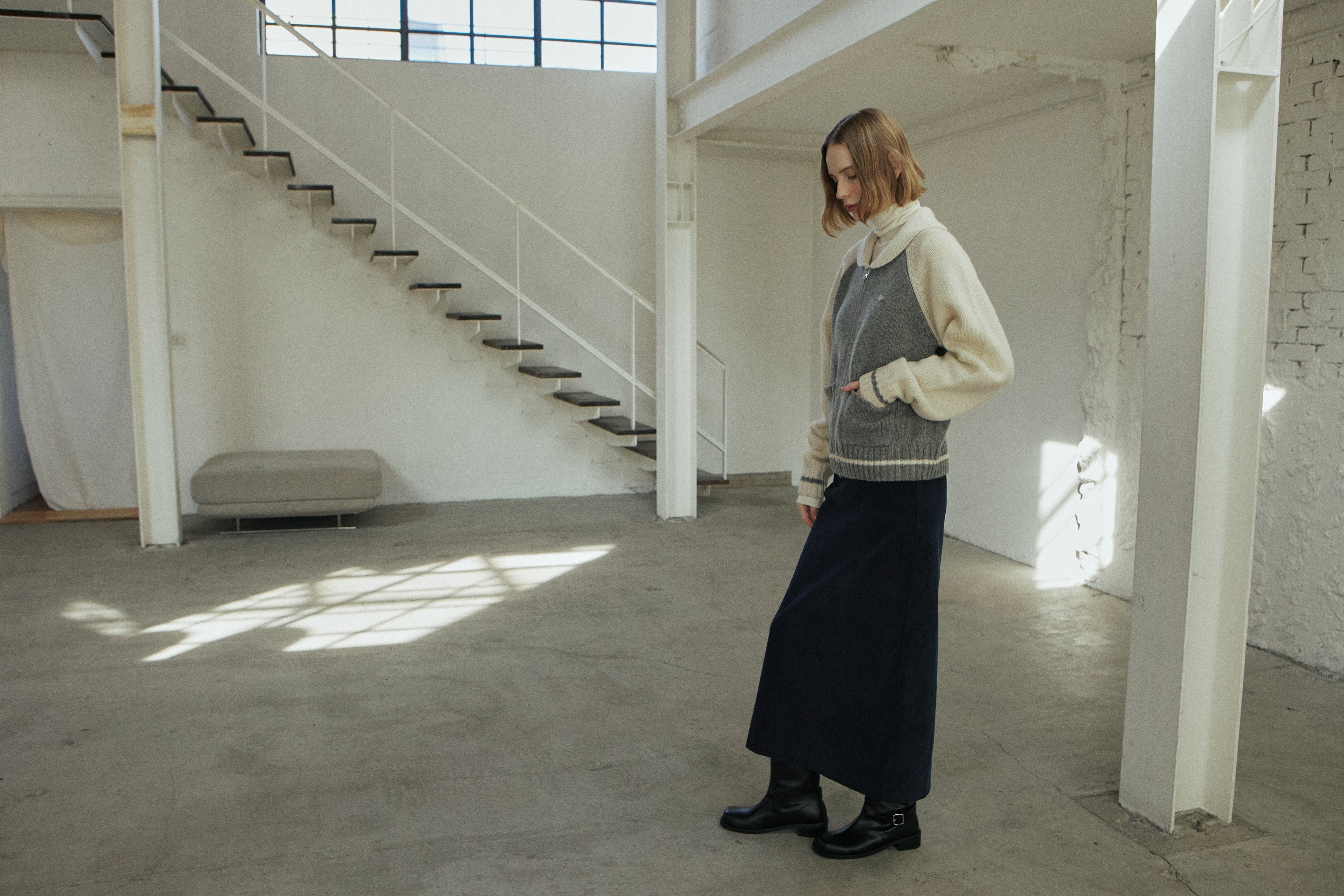 COWICHAN RAGLAN KNIT_GRAY