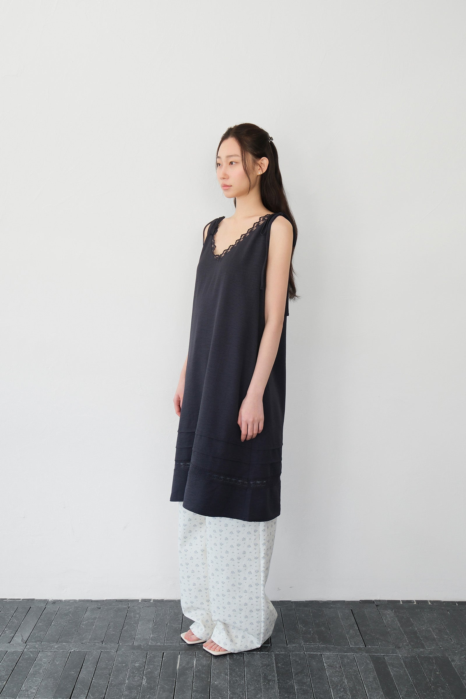 MOUI JAZZ SLEEVELESS DRESS_NAVY