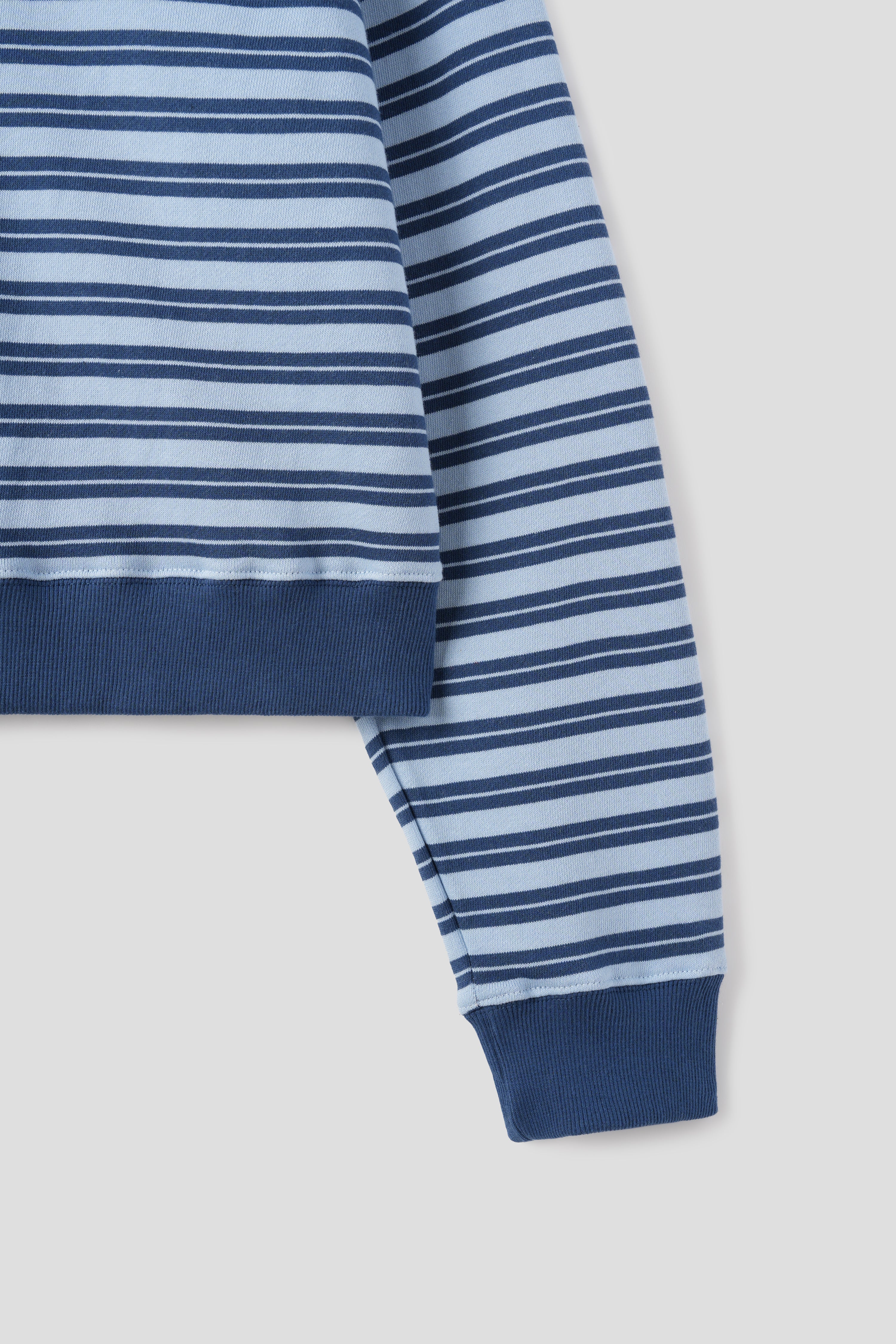 STRIPE LOGO SWEATSHIRT_SKYBLUE