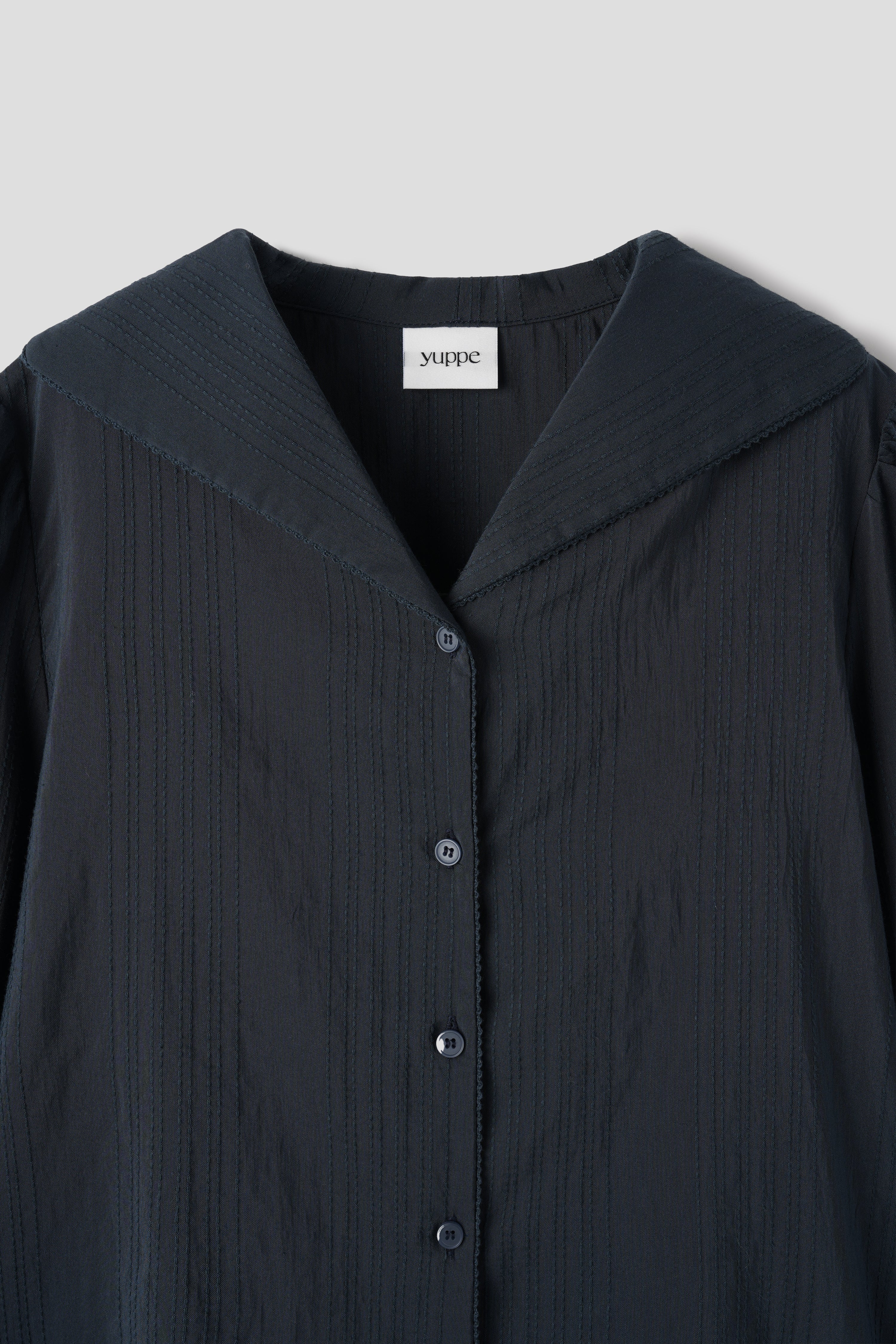 LACE COLLAR SHIRT_NAVY