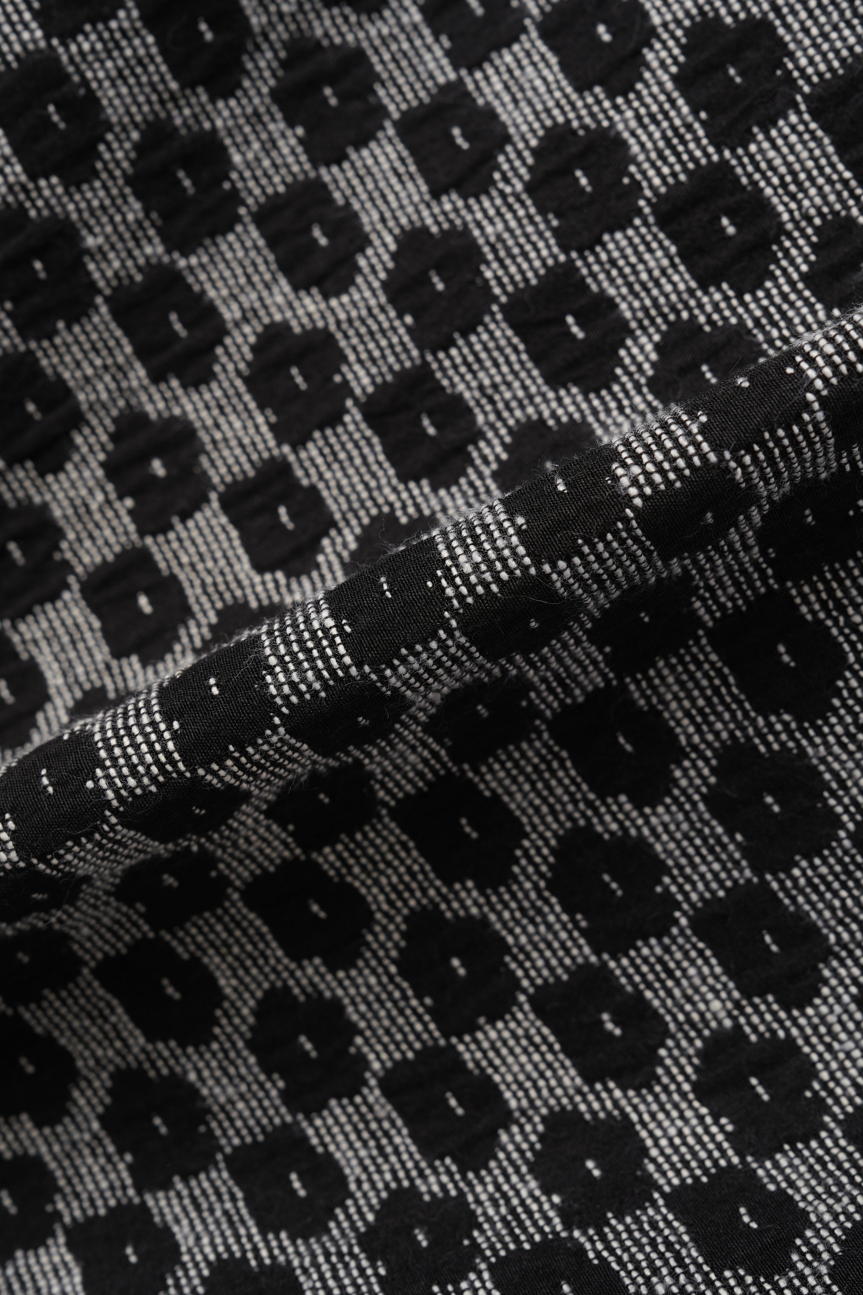 JACQUARD FLOWER SKIRT_BLACK