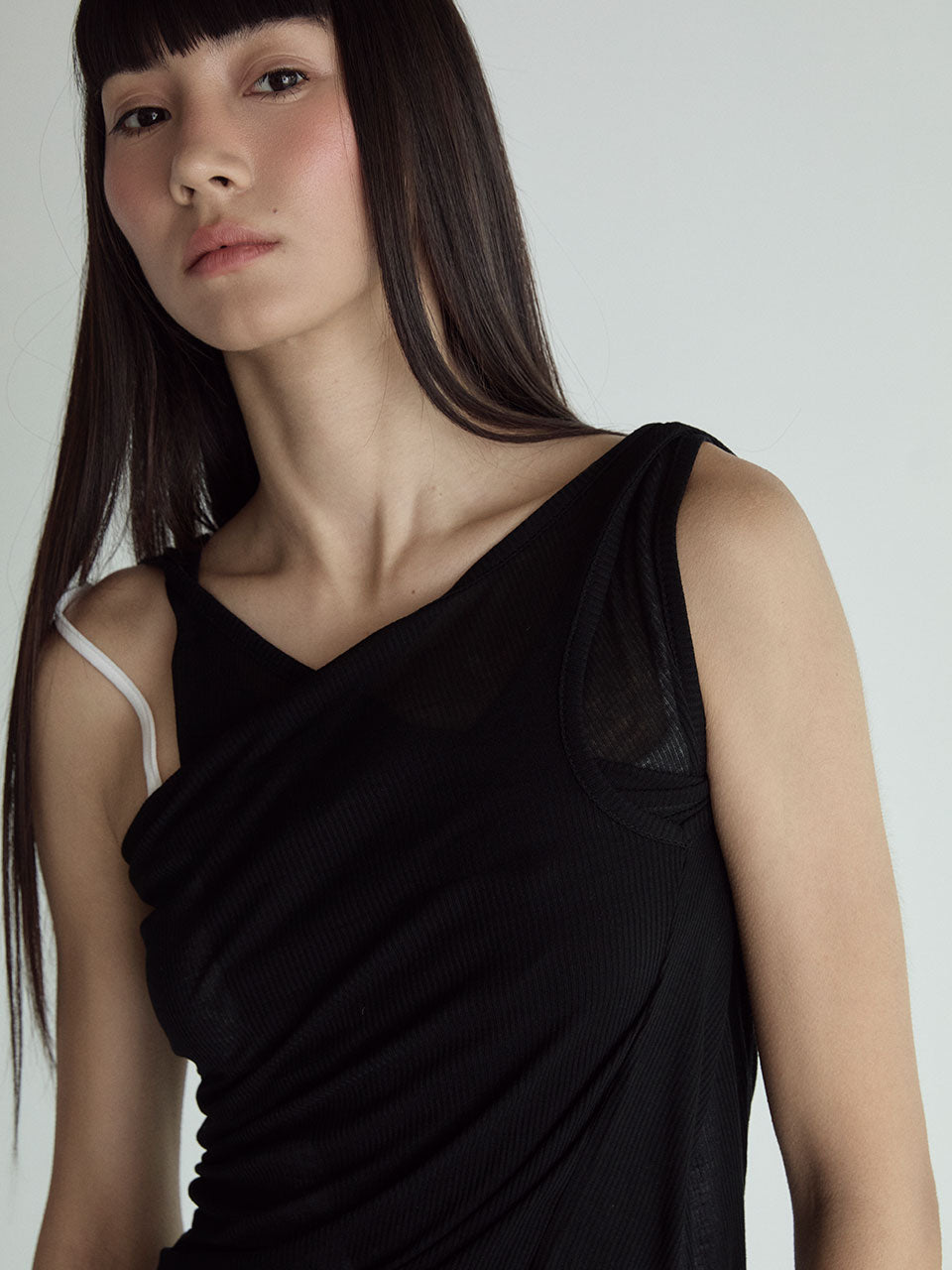 LAYERED SLEEVELESS TOP_ NOIR