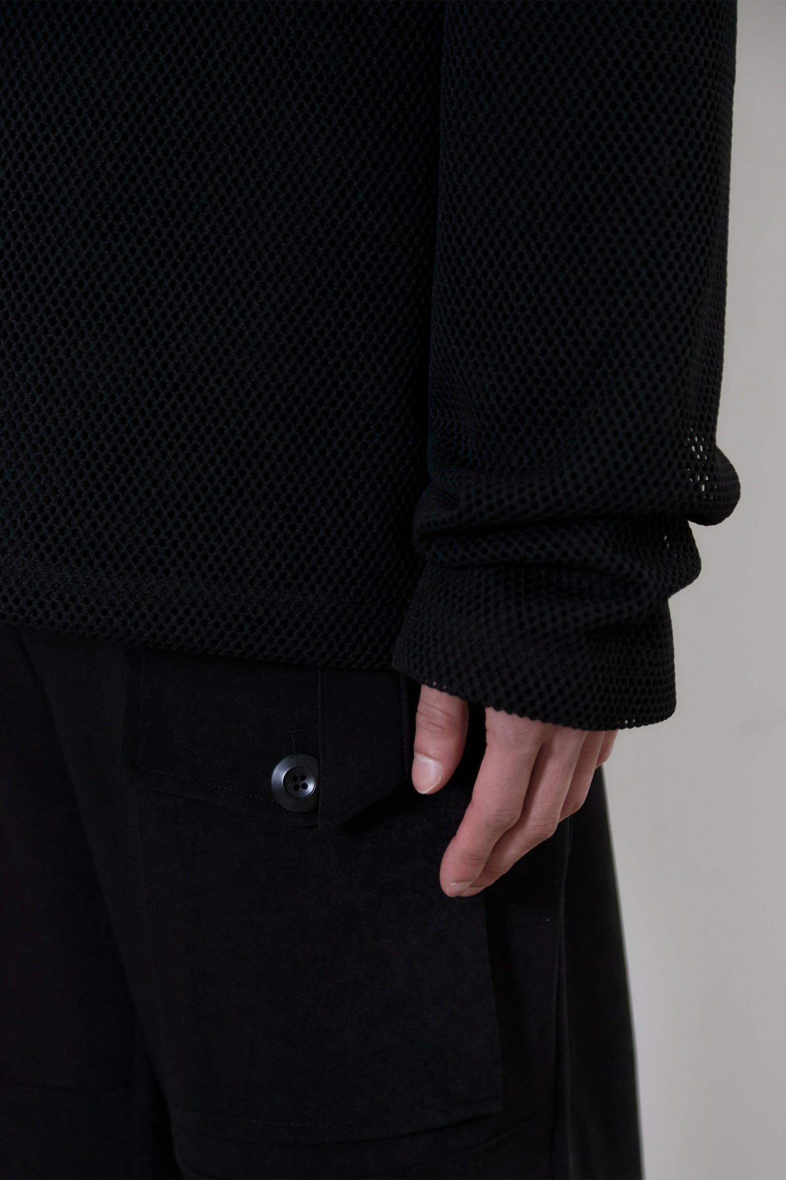 MESH LAYERED LONG SLEEVE_NOIR