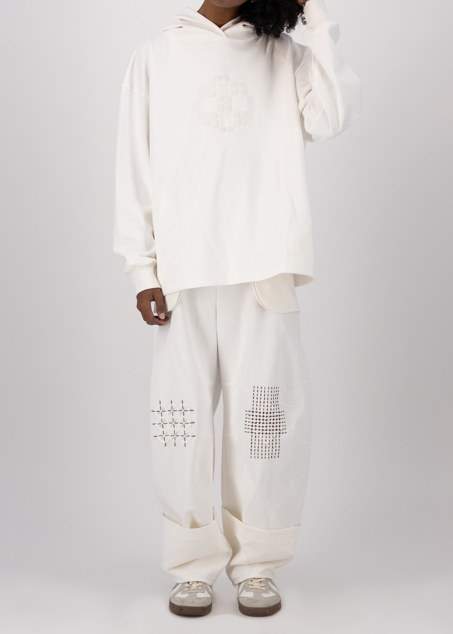 SWEAT PILGRIM_IVOIRE
