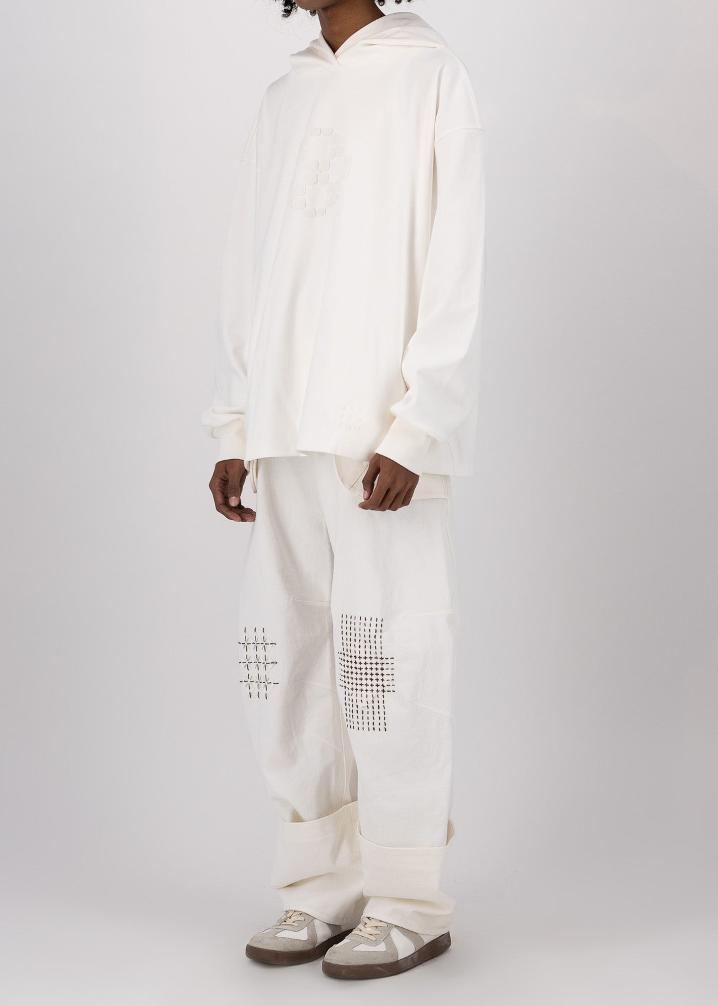 SWEAT PILGRIM_IVOIRE