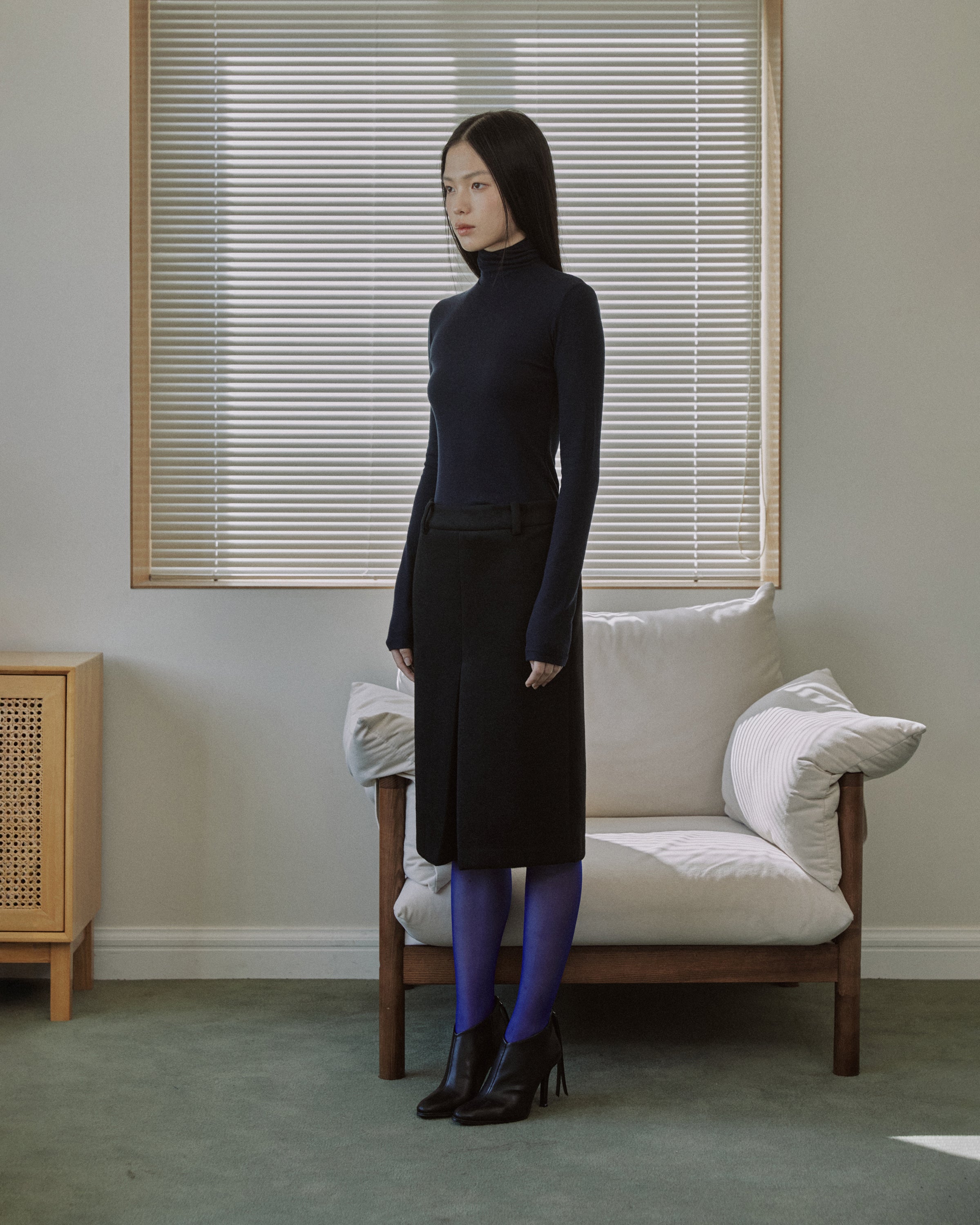 ESSENTIAL RIBBED WOOL TURTLENECK_NAVY