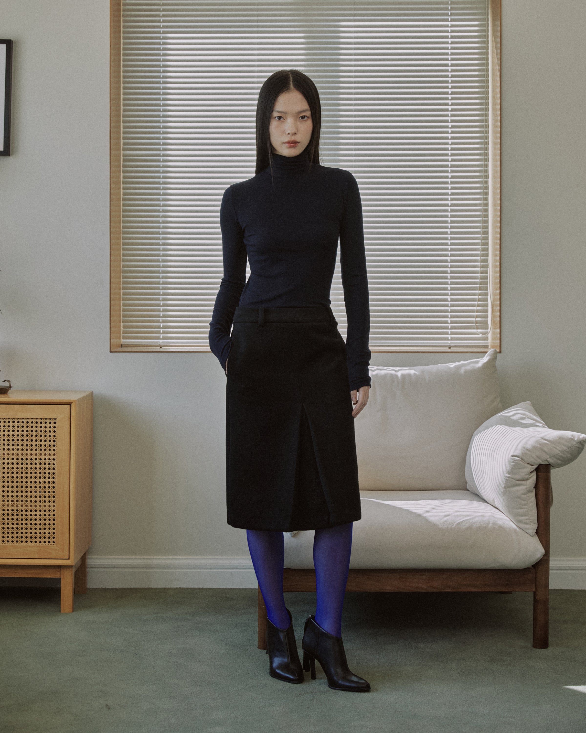 ESSENTIAL RIBBED WOOL TURTLENECK_NAVY