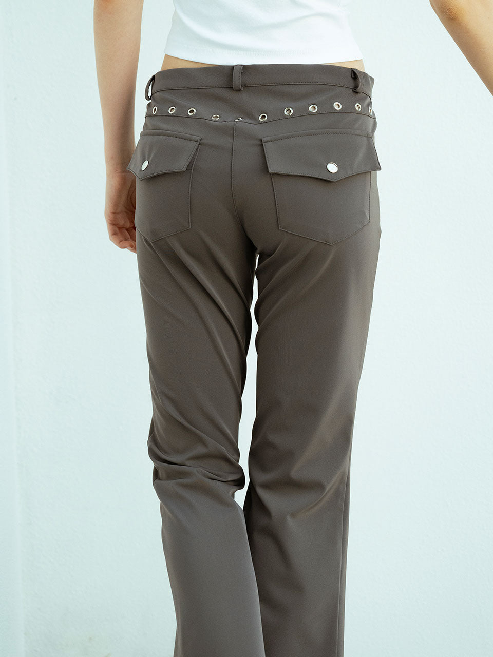 PANTALON BOOTCUT À ŒILLETS_CHARBON