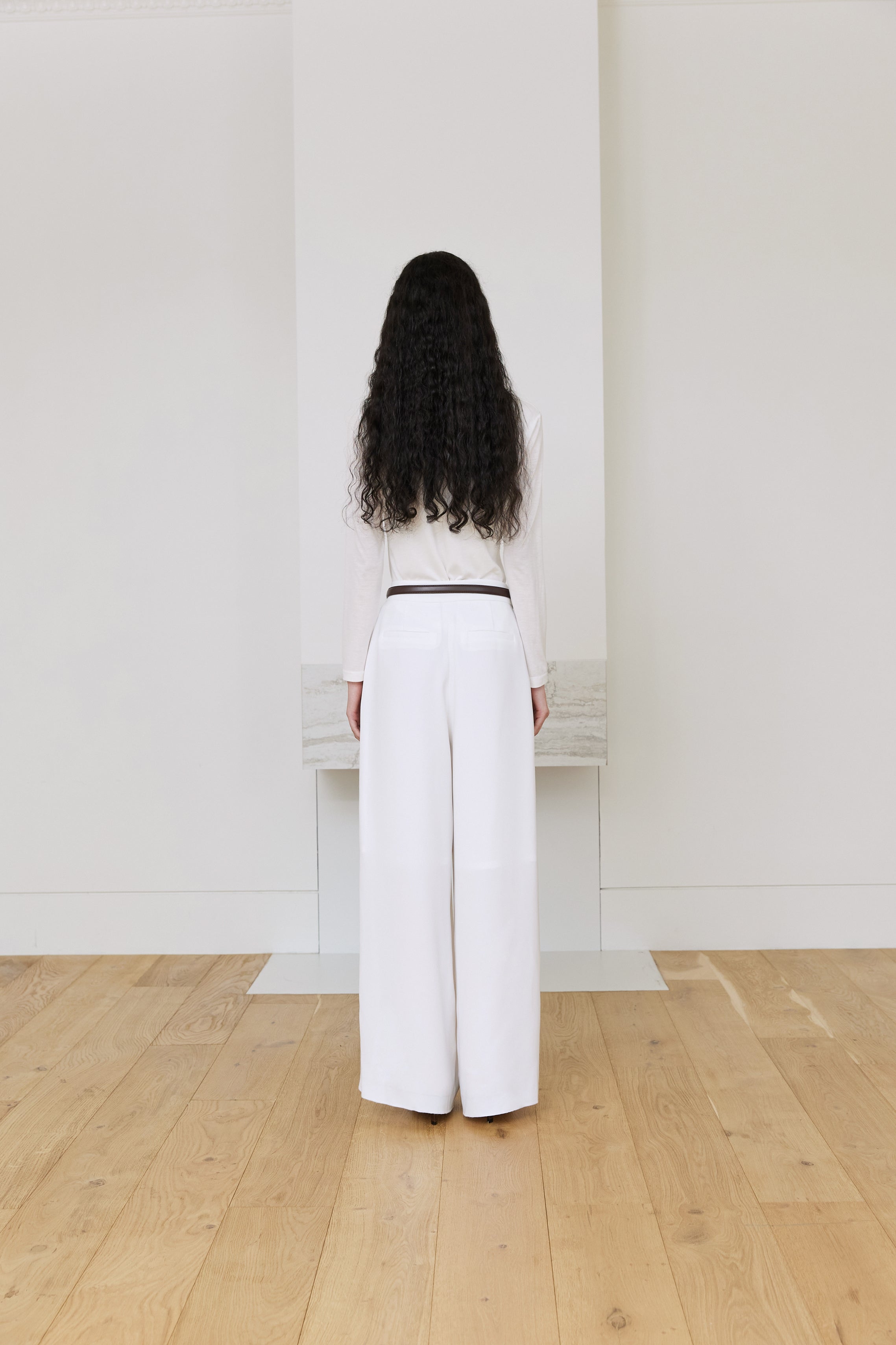 PANTALON LARGE SATINÉ_BLANC