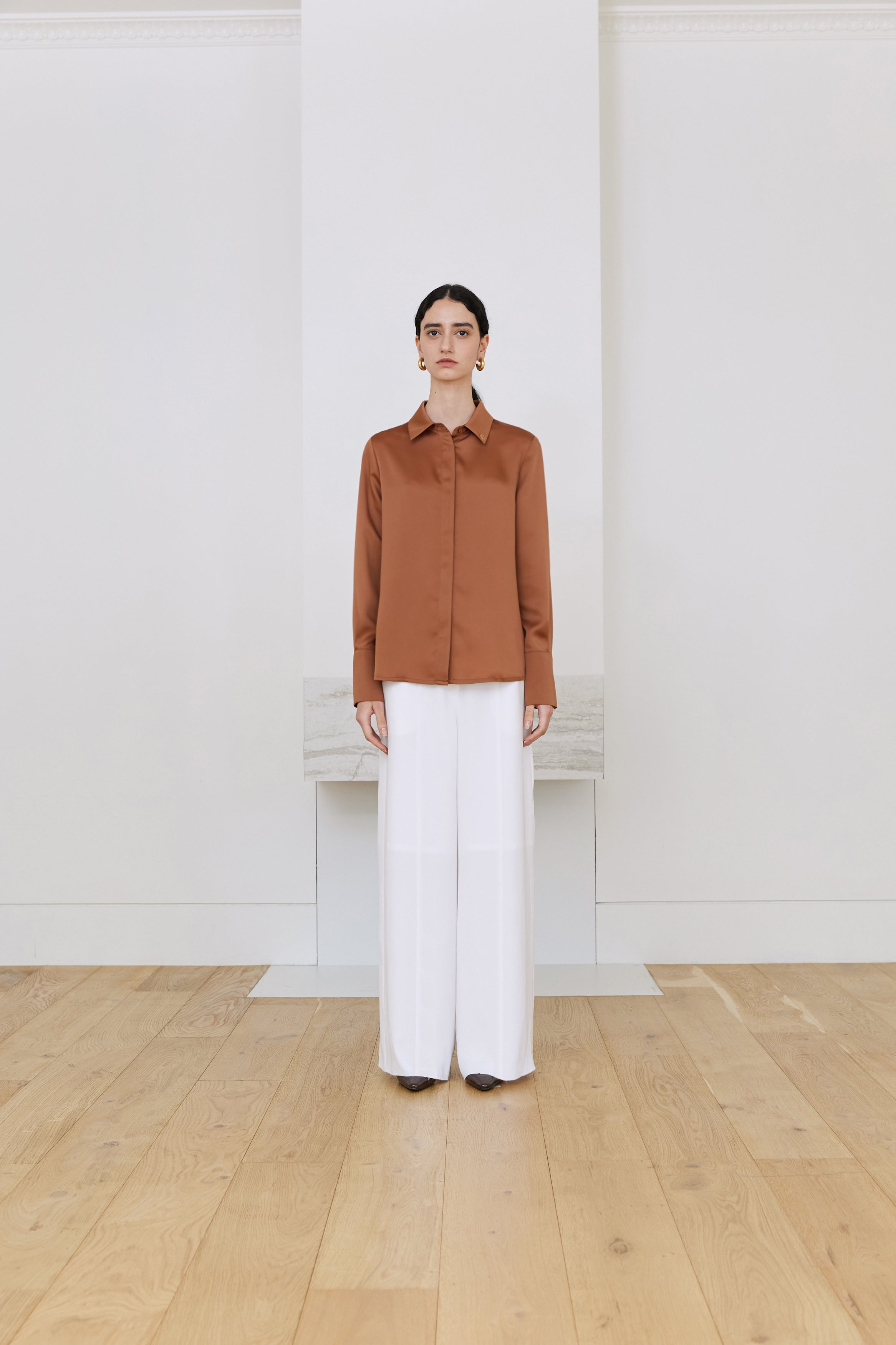BLOUSE FLUIDE EN SATIN_BRIQUE