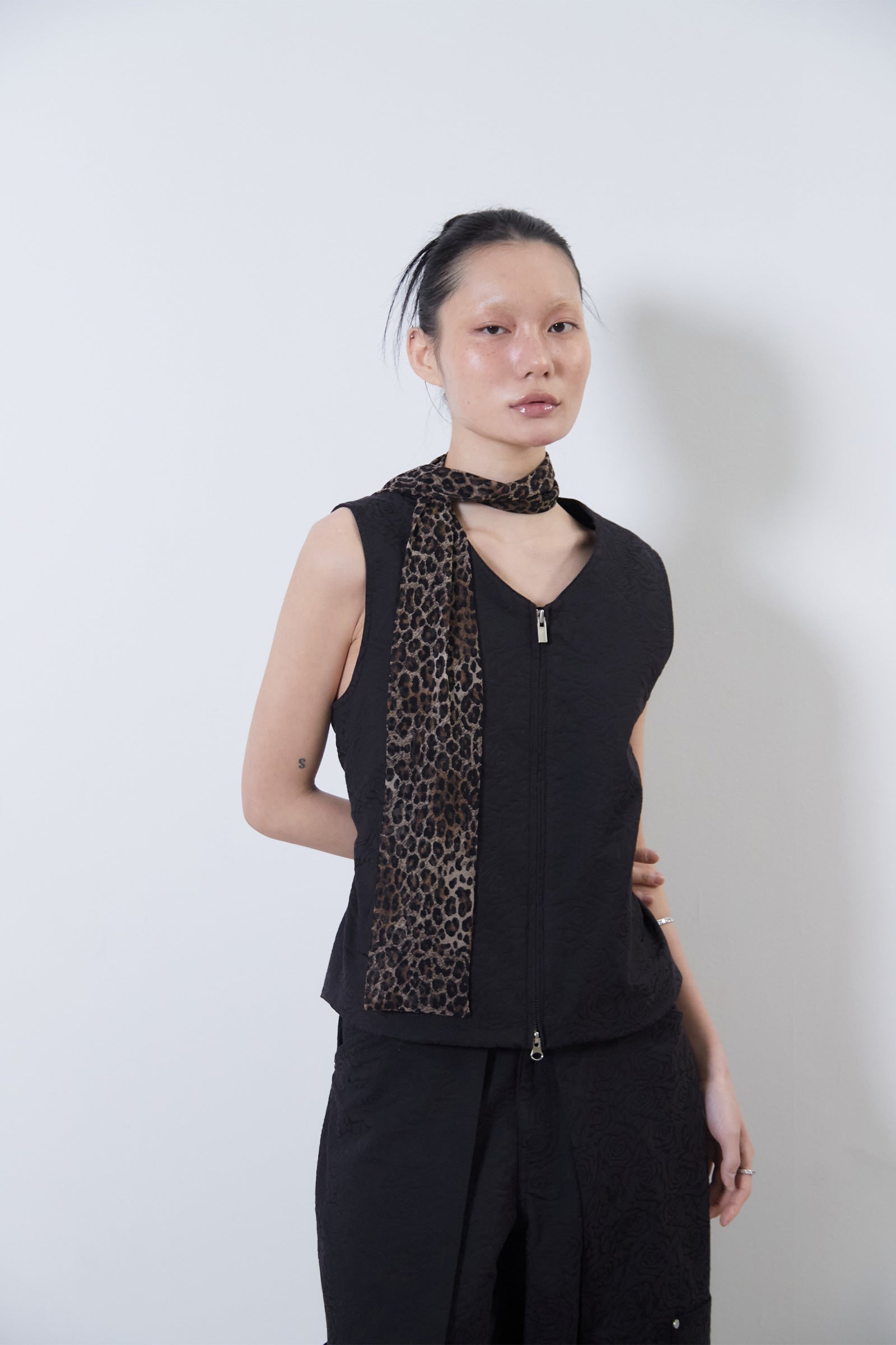 LEOPARD MESH LONG SCARF_LEOPARD
