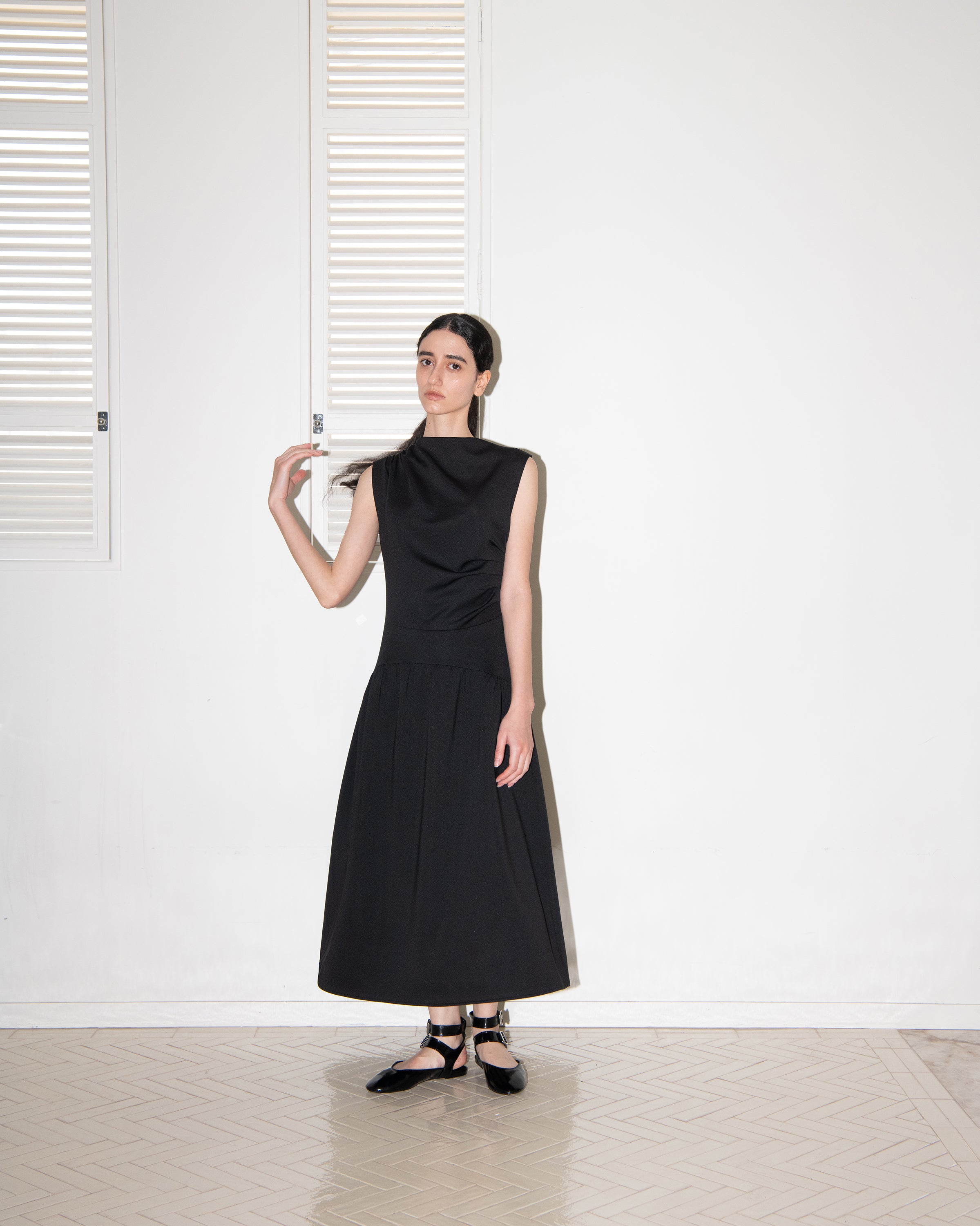 ROBE SLIM DRAPÉE EN JERSEY_NOIR