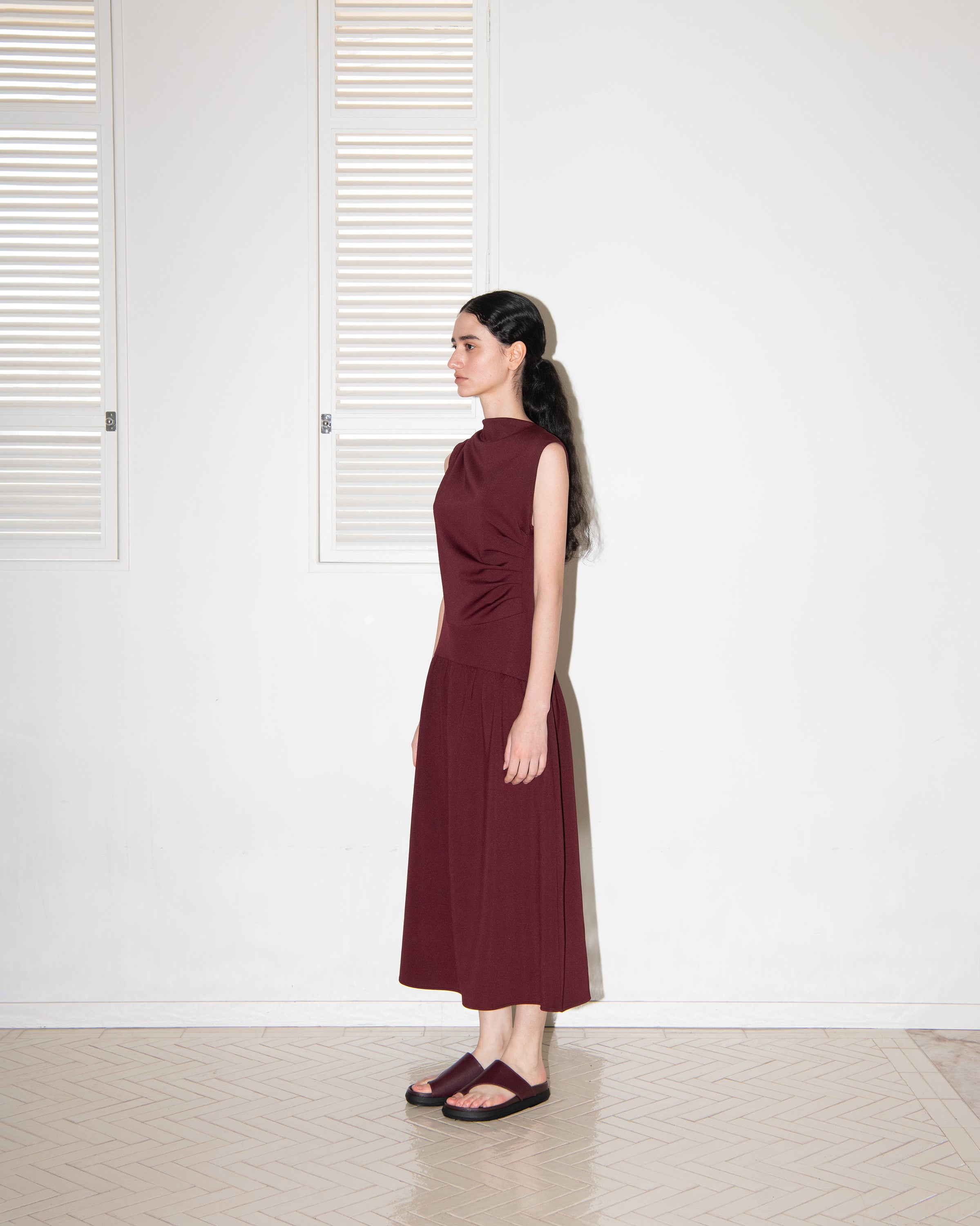 JERSEY DRAPED SLIM DRESS_BURGUNDY