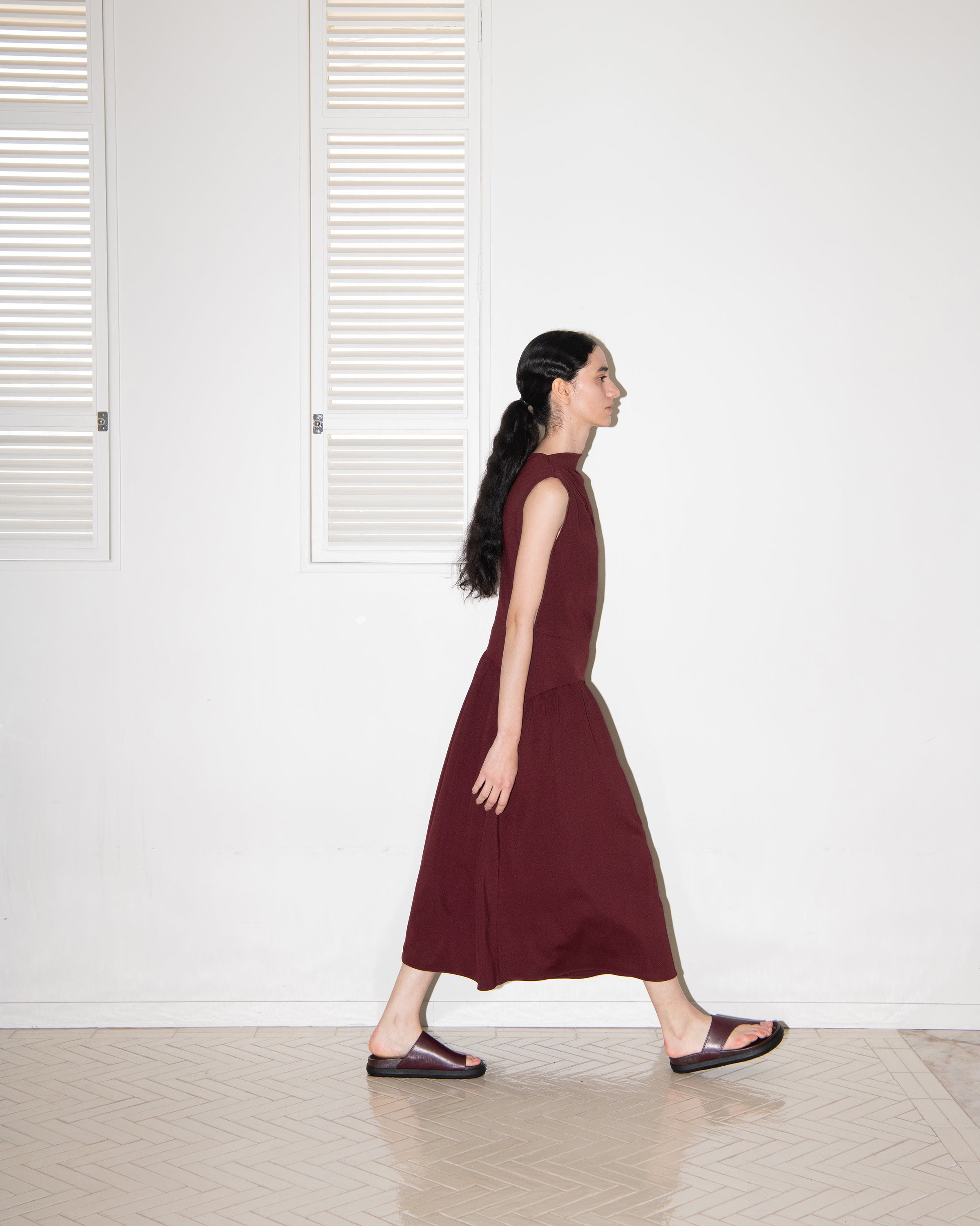 JERSEY DRAPED SLIM DRESS_BURGUNDY