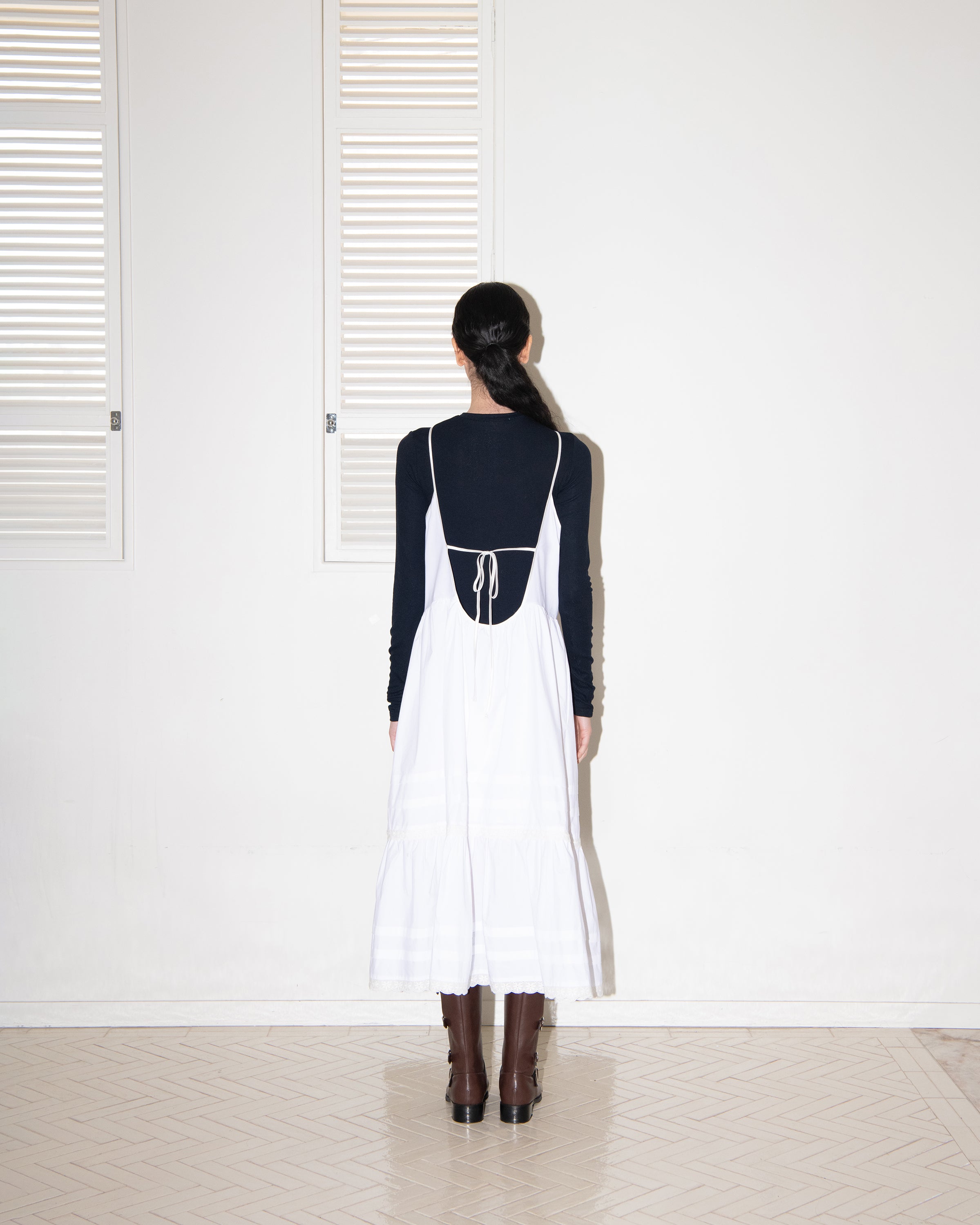 BACK OPEN LACE SHIRRING DRESS_WHITE