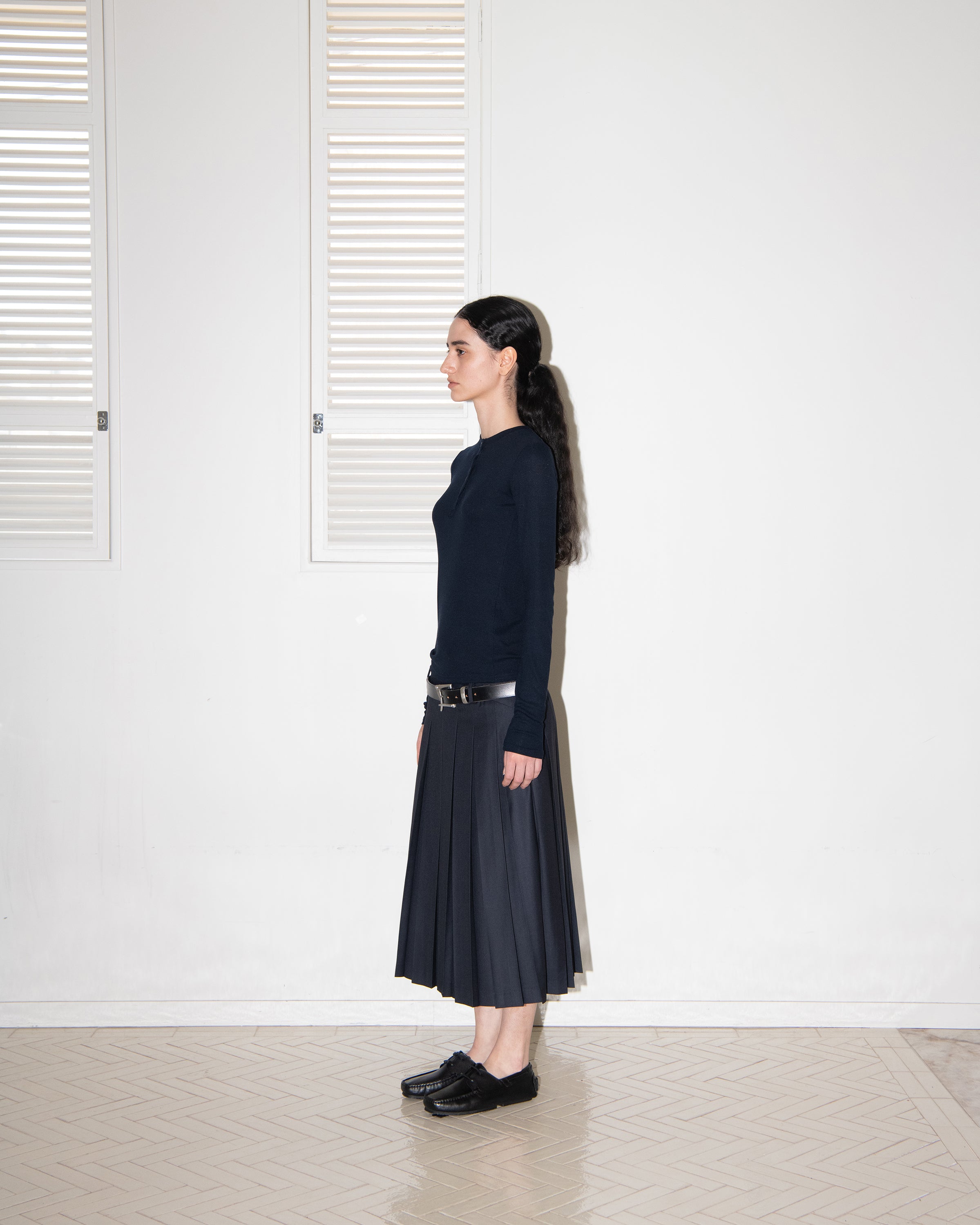 HENRY NECK LONG SLEEVE T-SHIRT_DARK NAVY