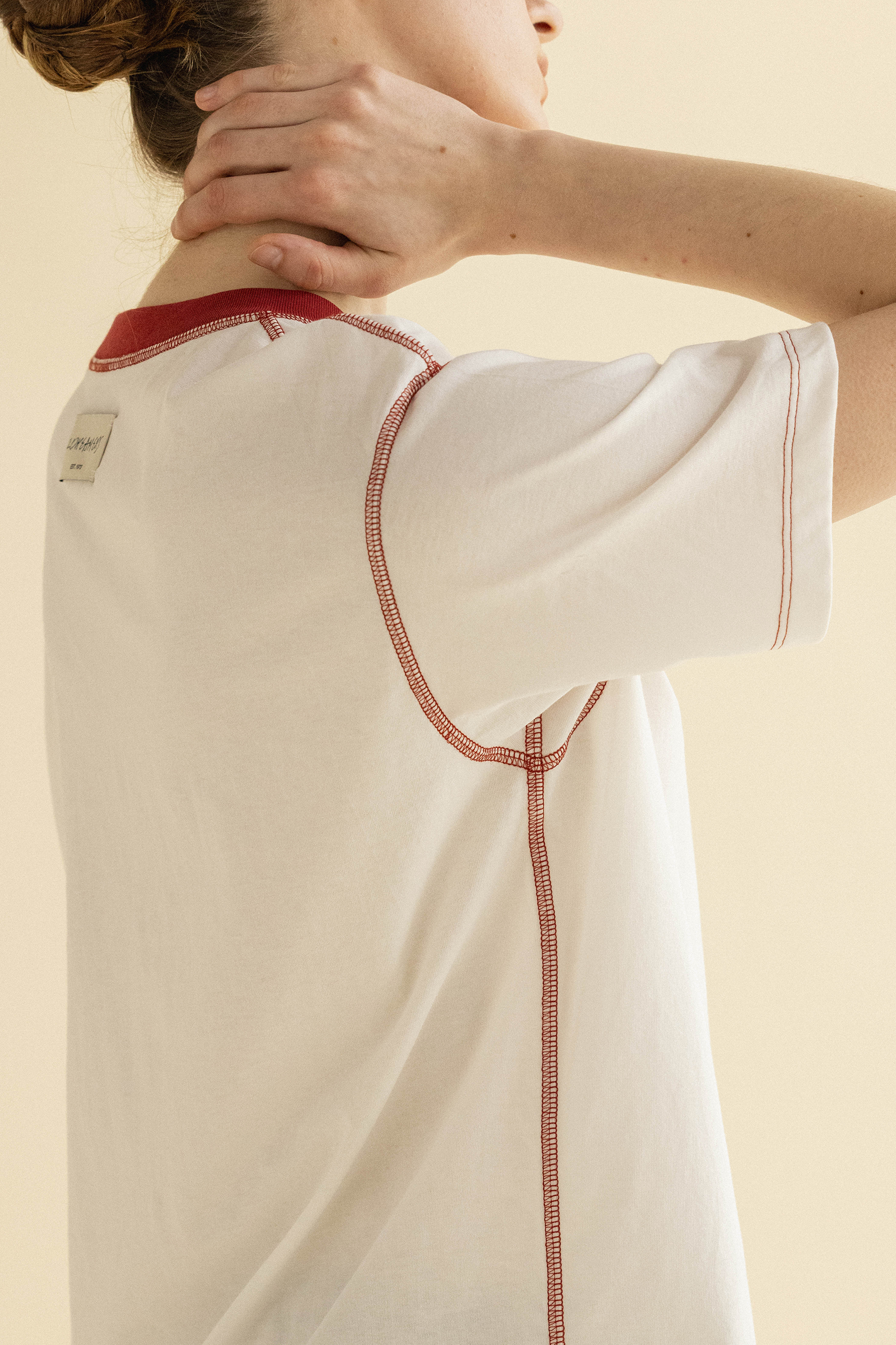 RED STITCH T-SHIRT_WHITE