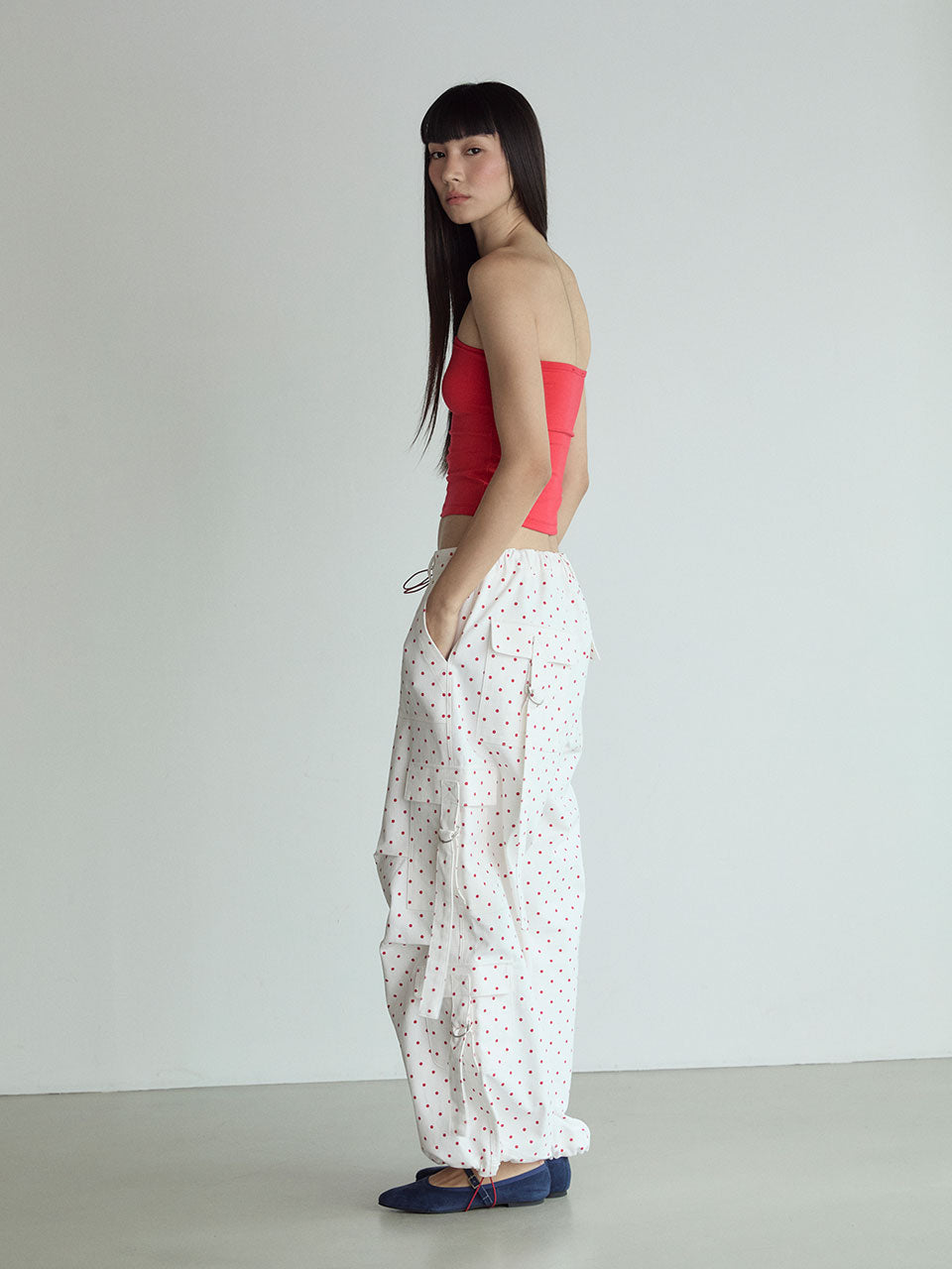 PANTALON CARGO À ANNEAUX_À POIS