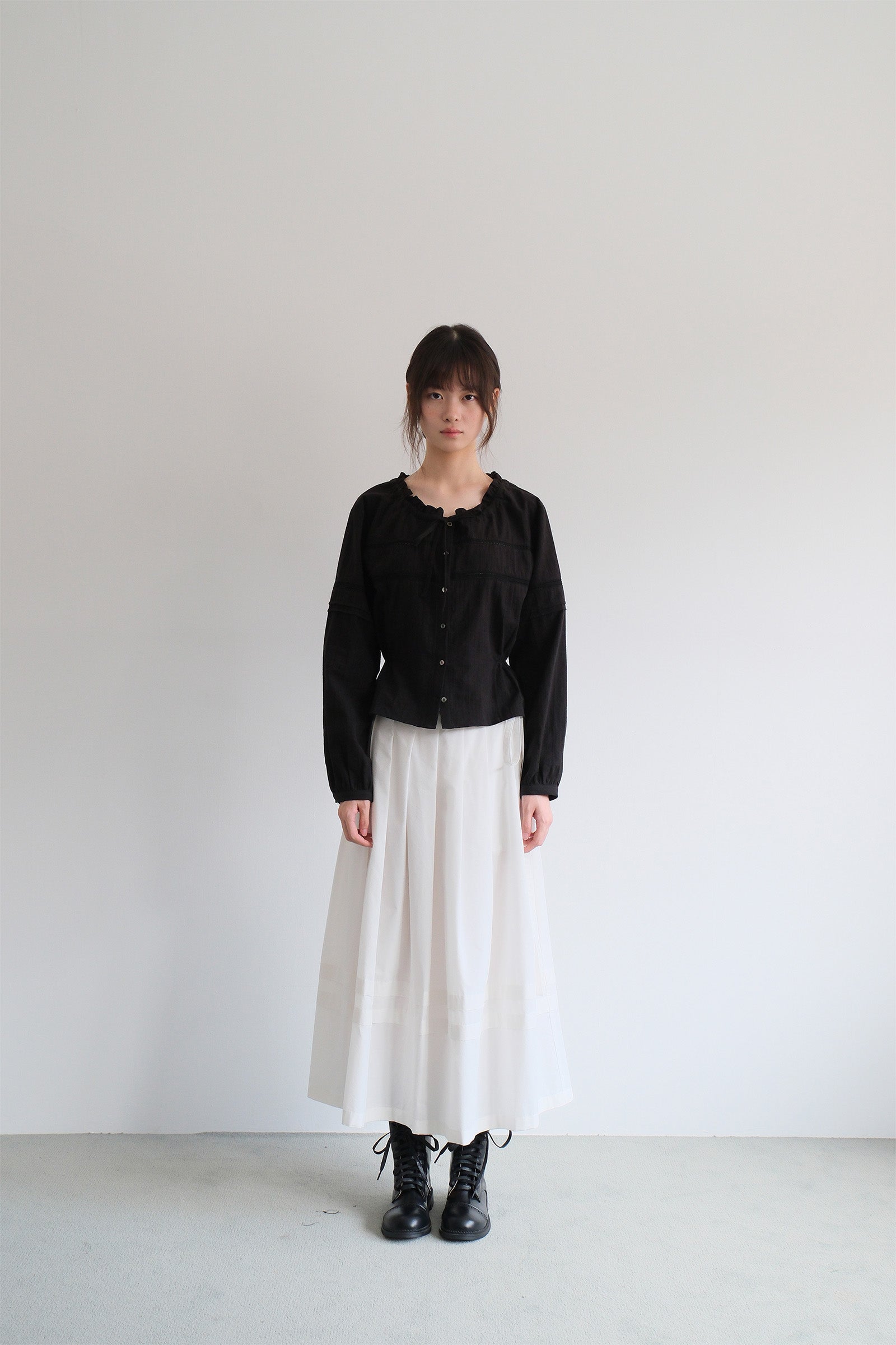 SALTY LACE BLOUSE_BLACK
