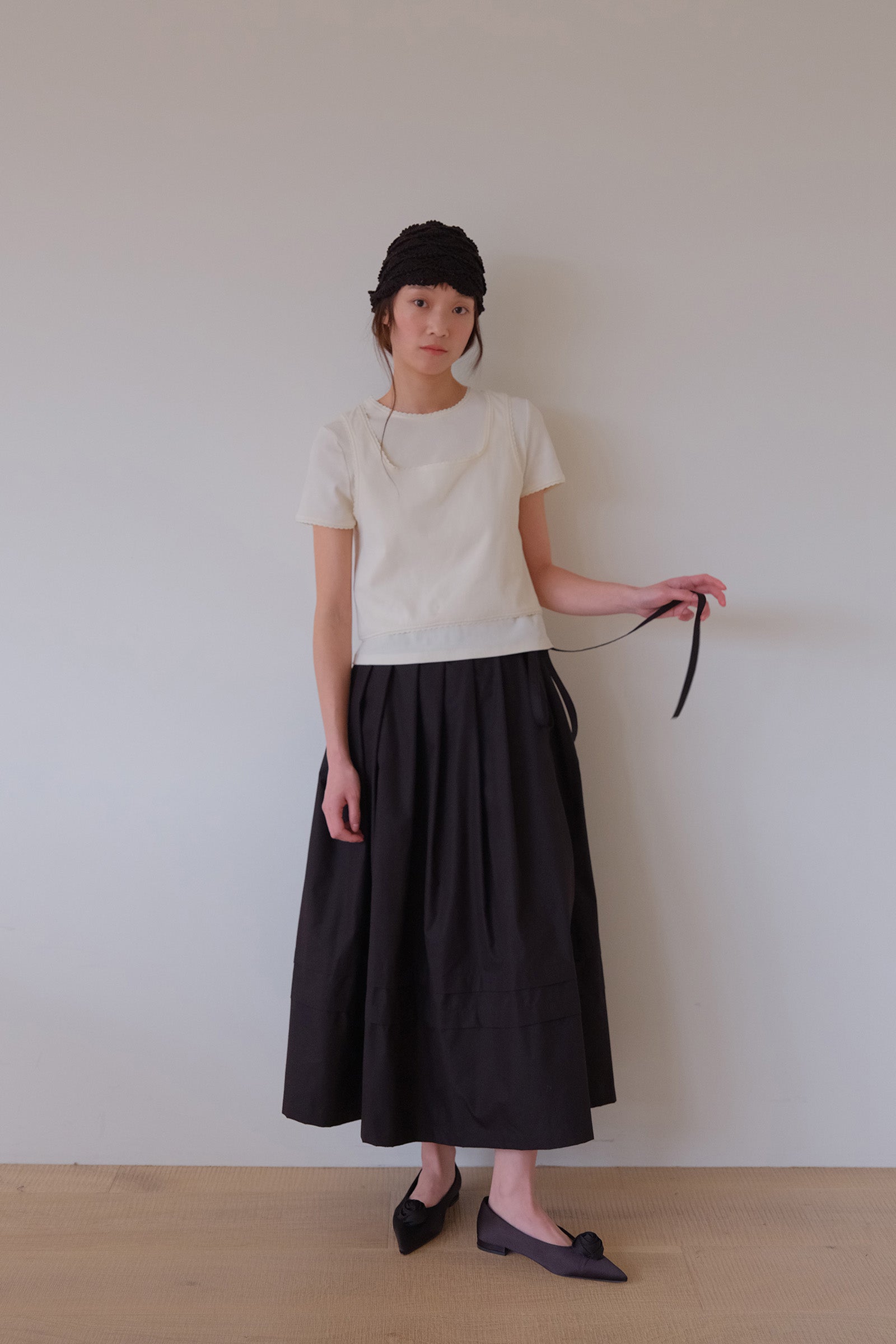 MOUI RIBBON PLEATS SKIRT _NOIR