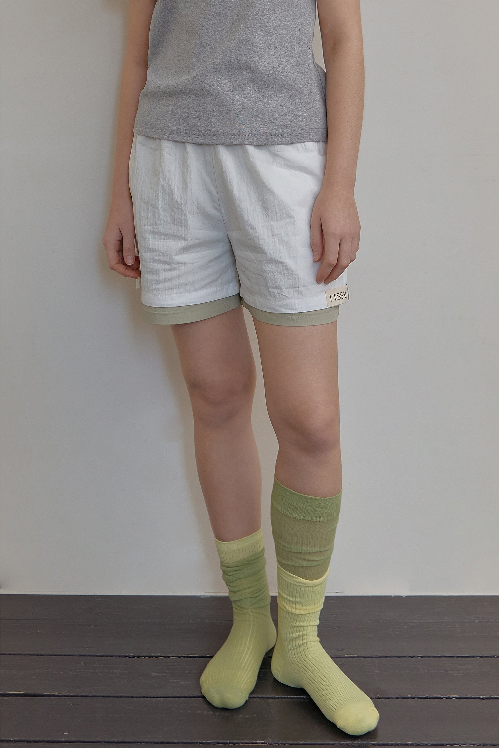 COLOR POINTED BANDING SHORTS_BLANC