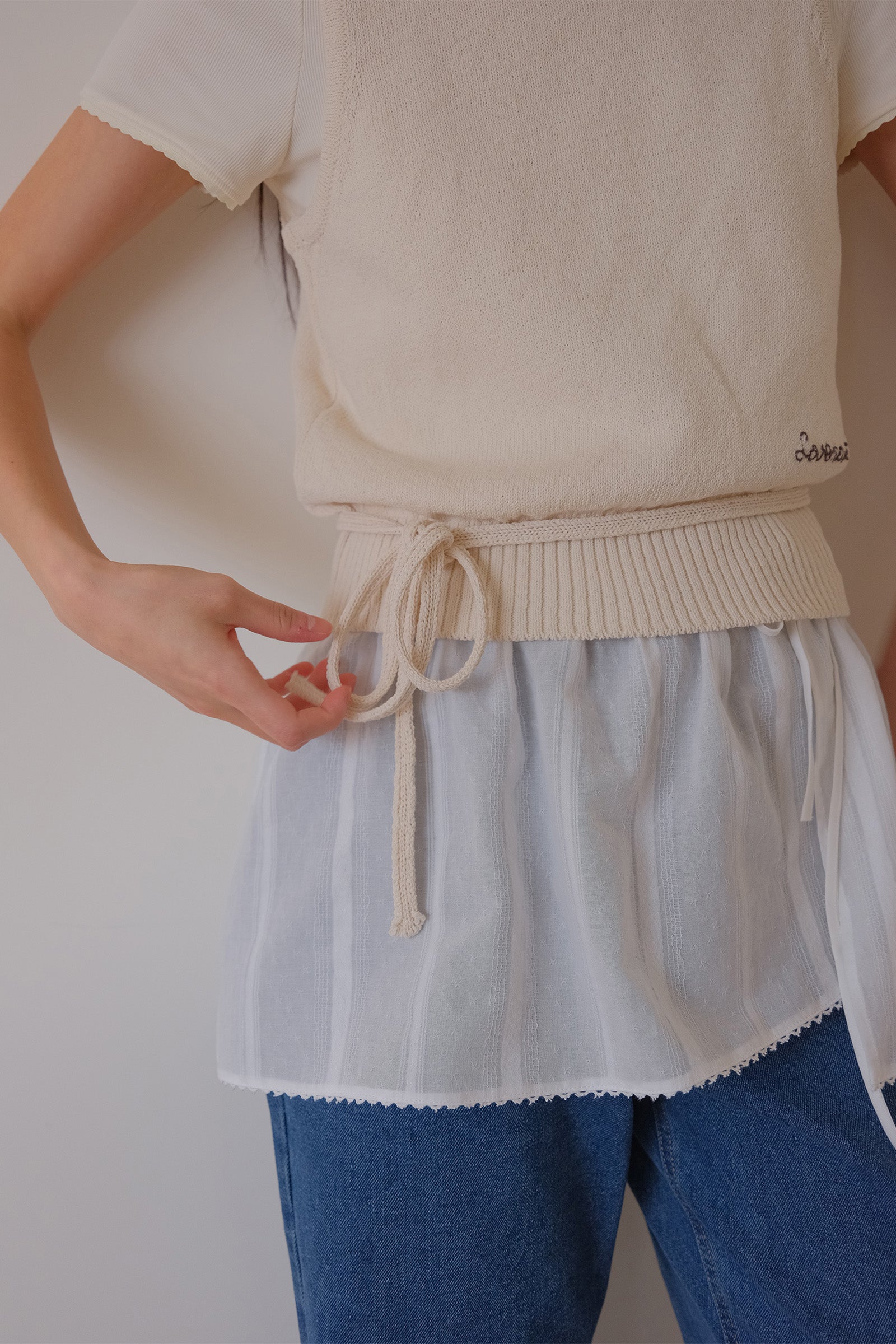 MOUI STRAP TIE KNIT VEST _CRÈME