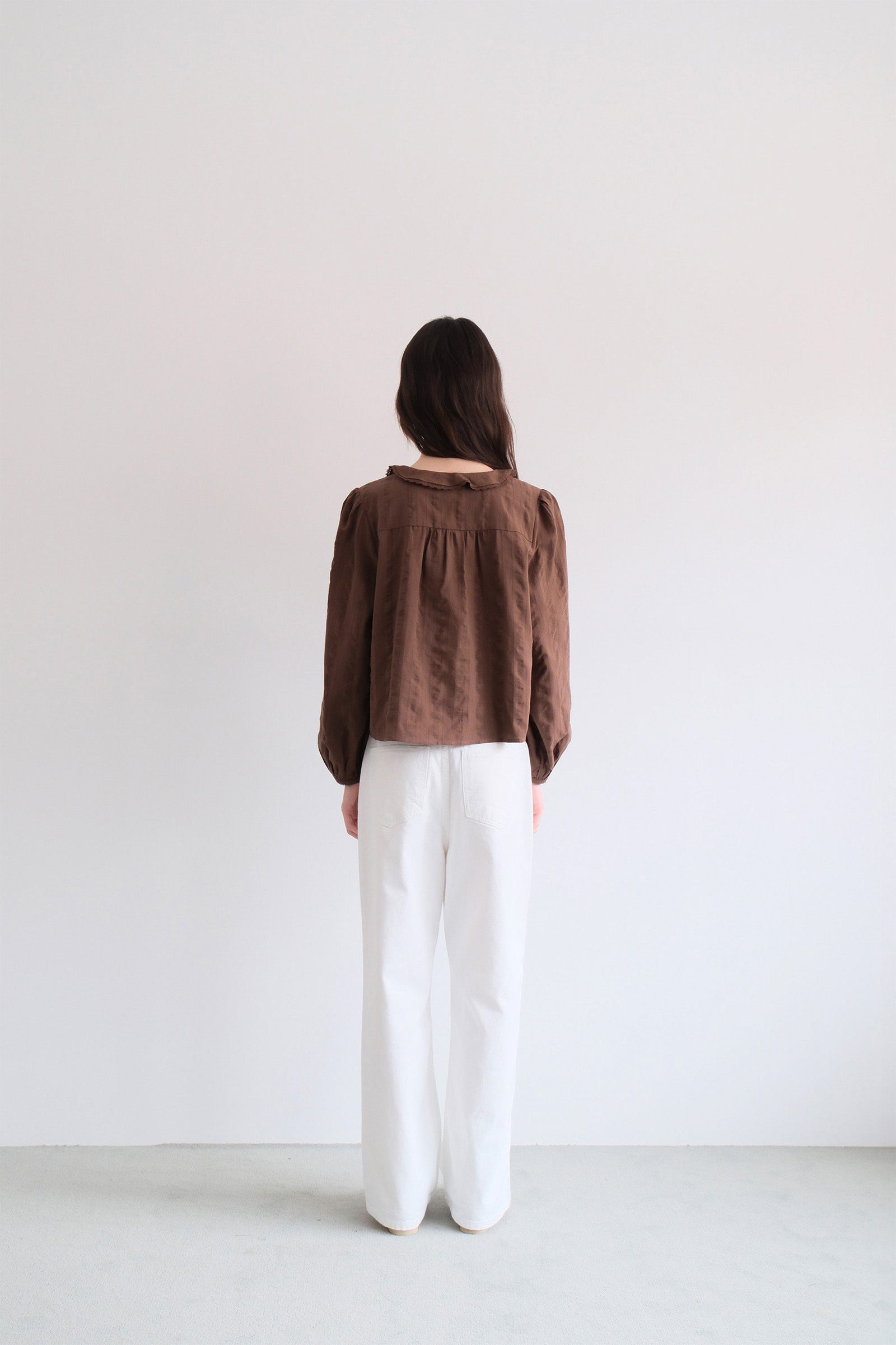 RUFFLE LACE BLOUSE_BROWN