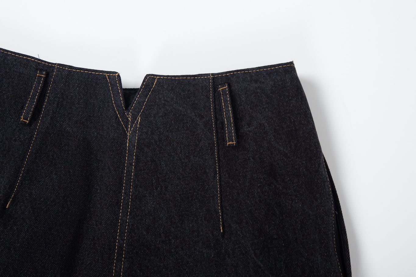 OCTOBER SECOND, V PANTALON DENIM_NOIR