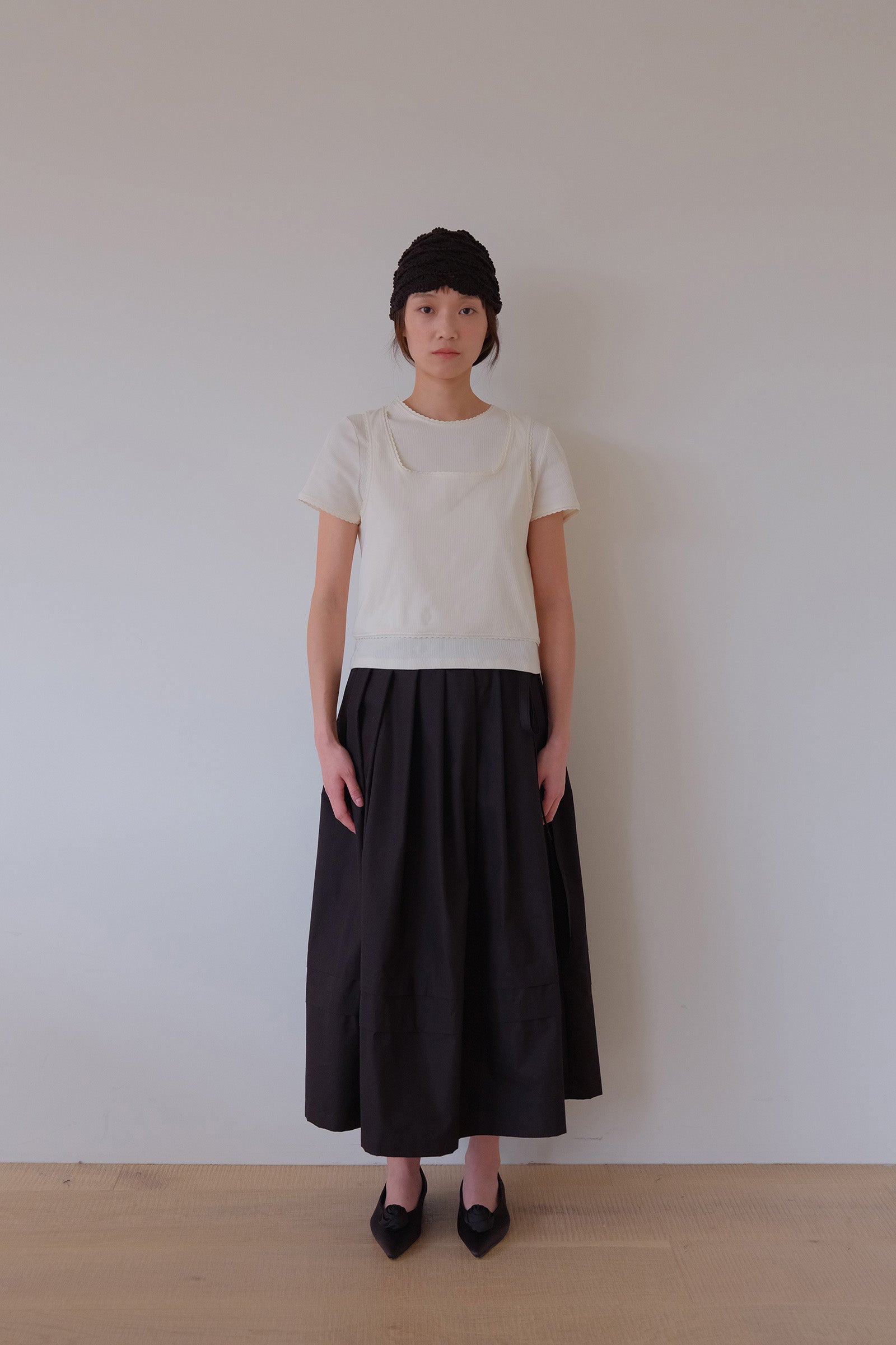 MOUI RIBBON PLEATS SKIRT _NOIR