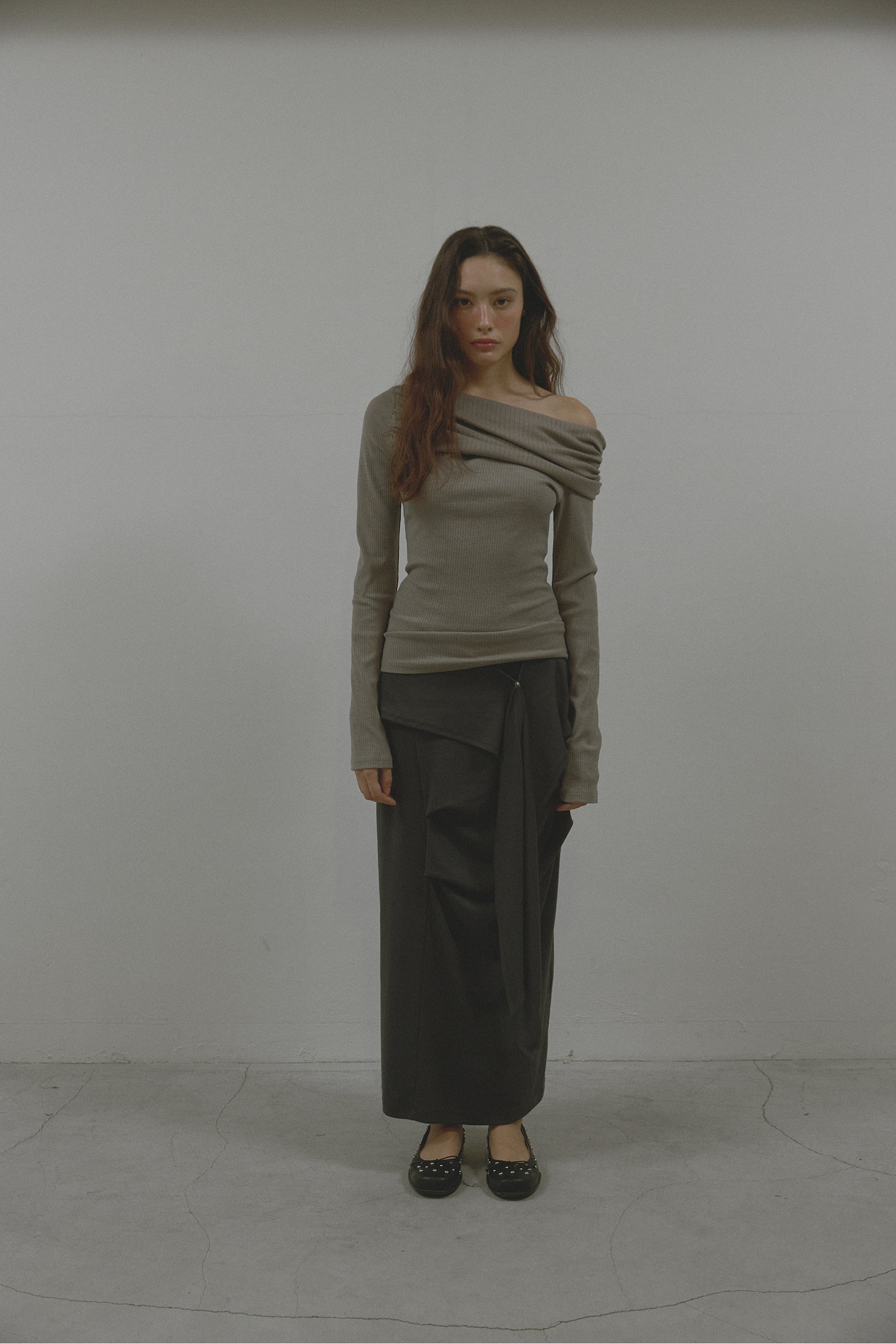 GRACE SHIRRING T_BEIGE GREY