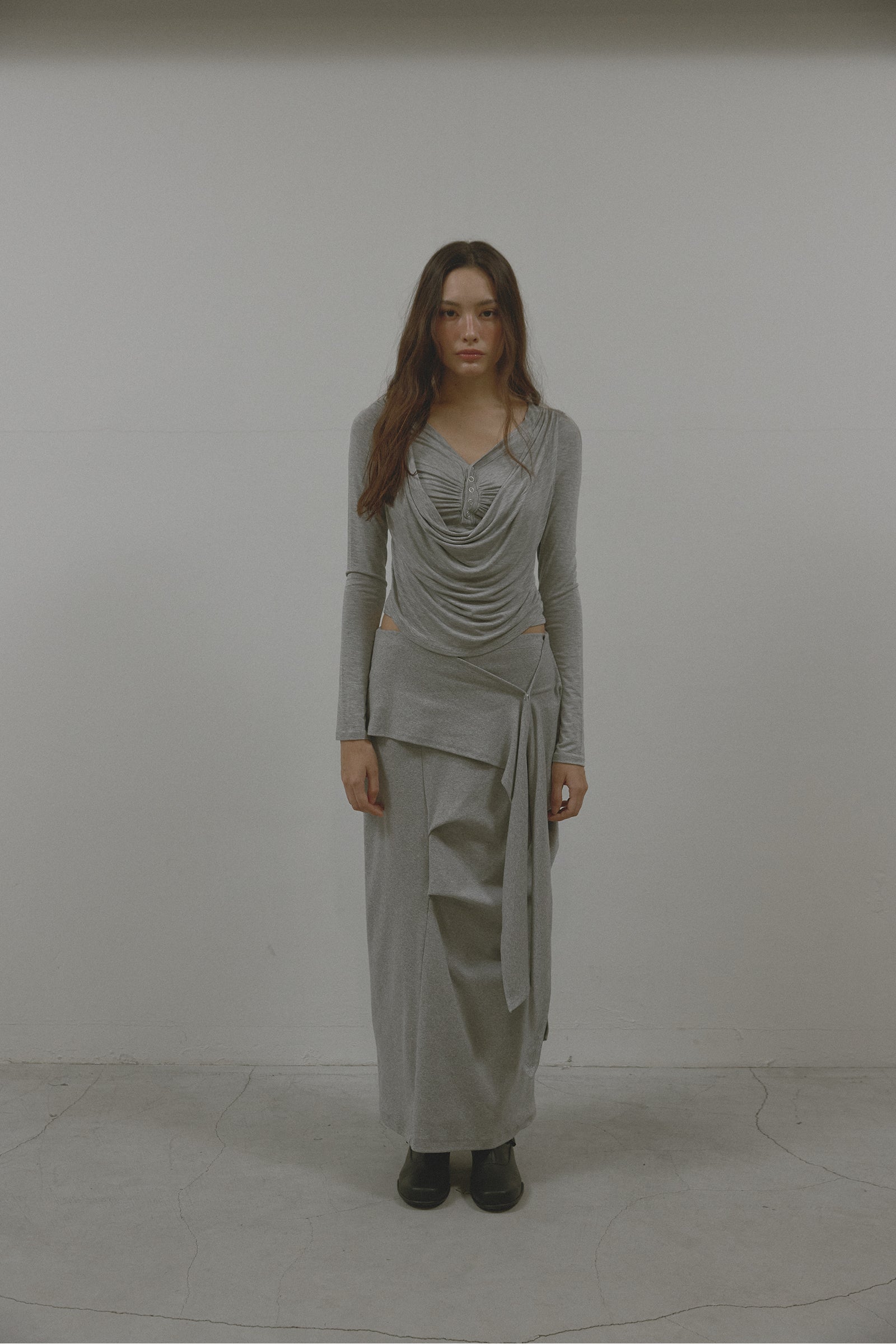 LAYERED COWL T_MELANGE GREY