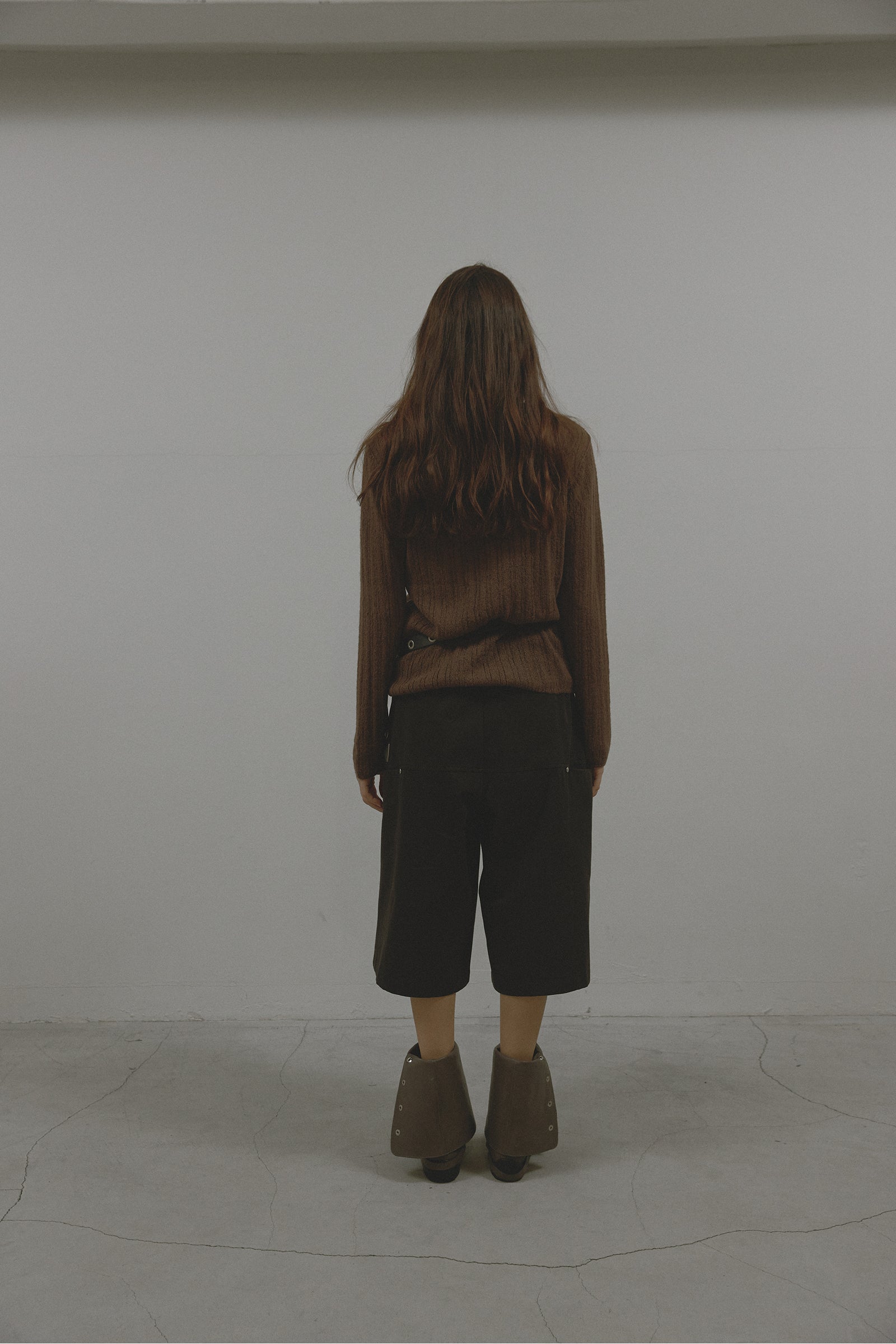V-NECK GOLGI KNIT_BROWN