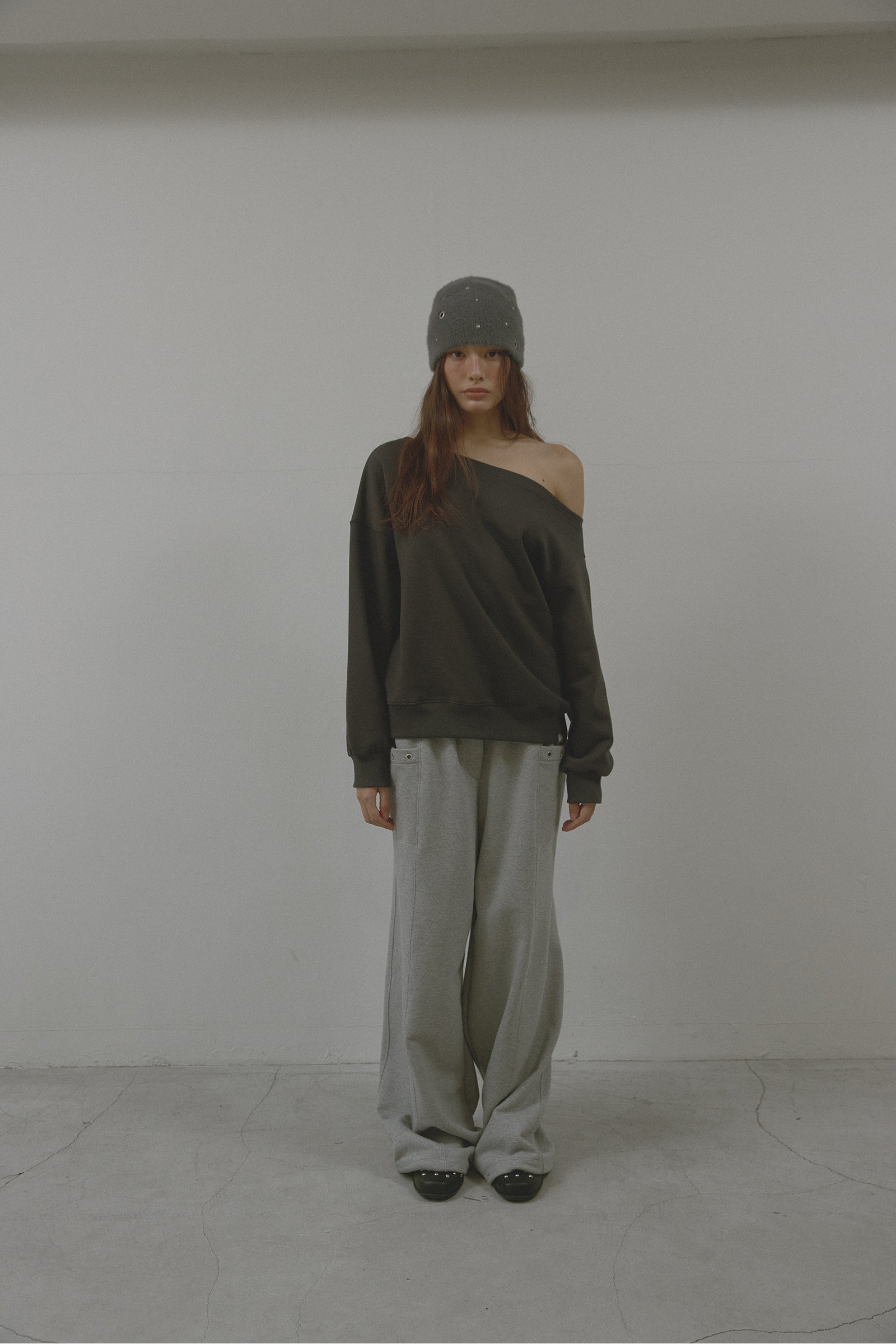 AS BASIC ONE SHOULDER SWEATSHIRT_CHARCOAL