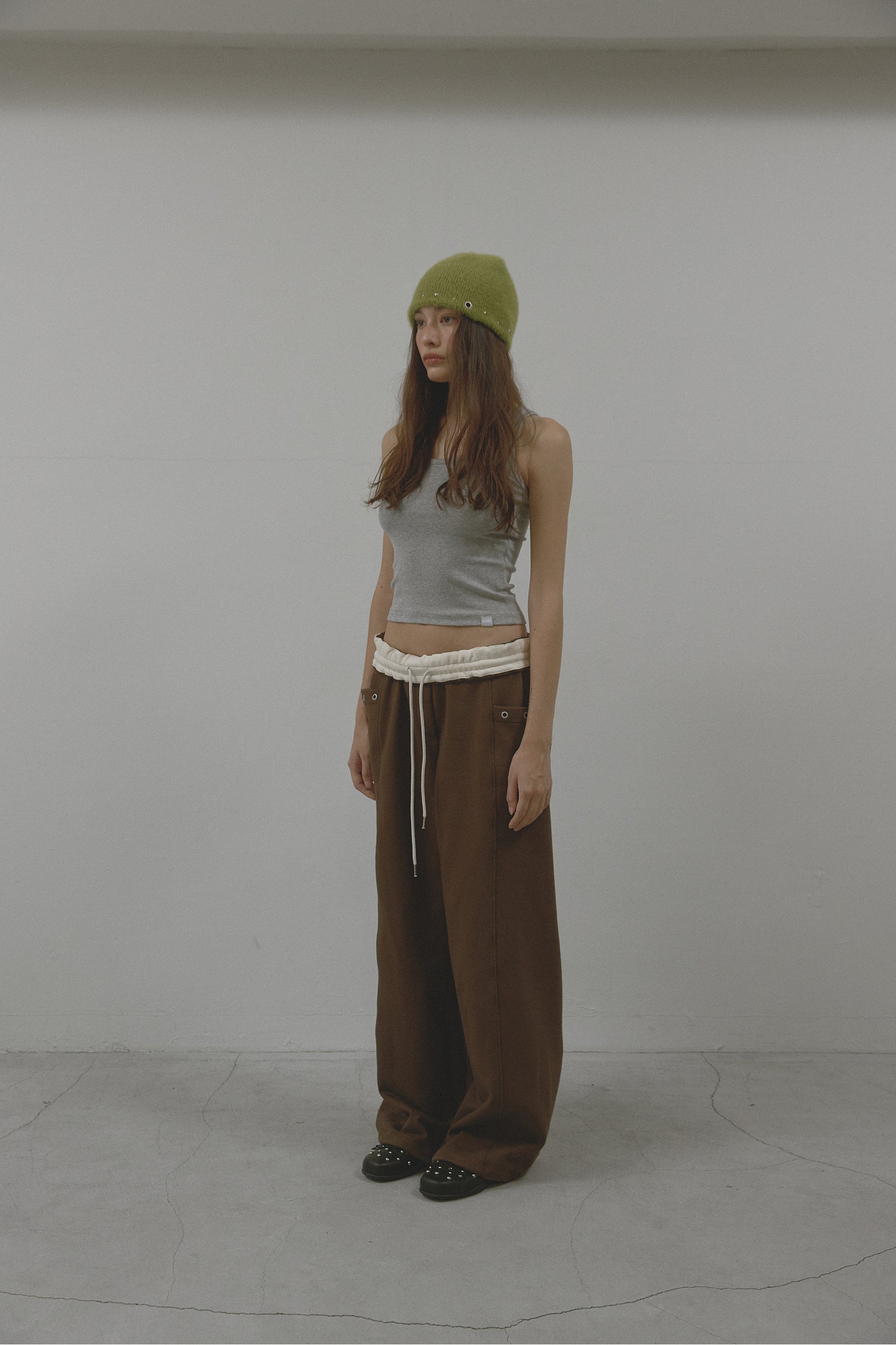 COLOR FLIP SWEATPANTS_BROWN