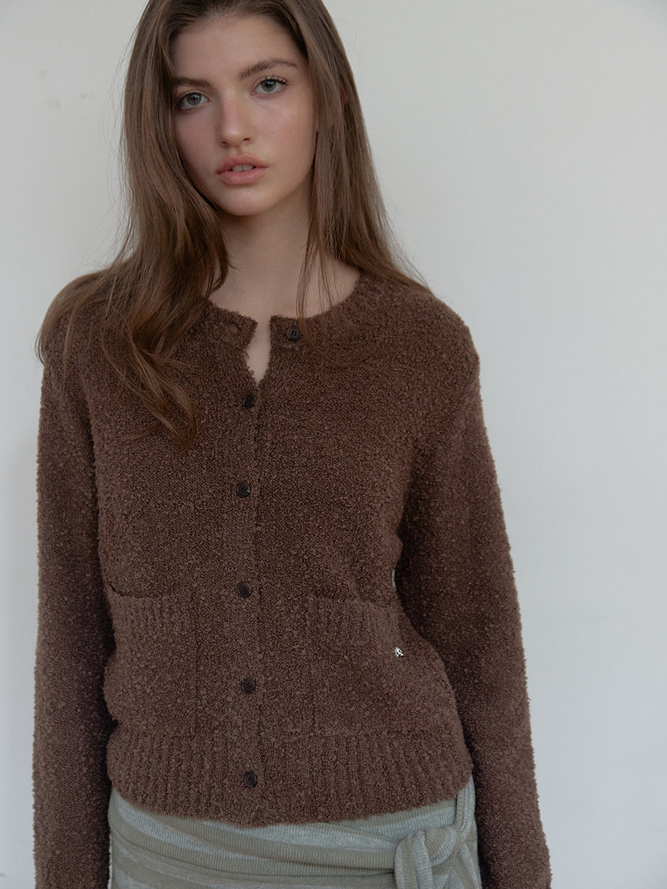 CARDIGAN TEXTURÉ EN MAILLE BOUCLÉE_MARRON