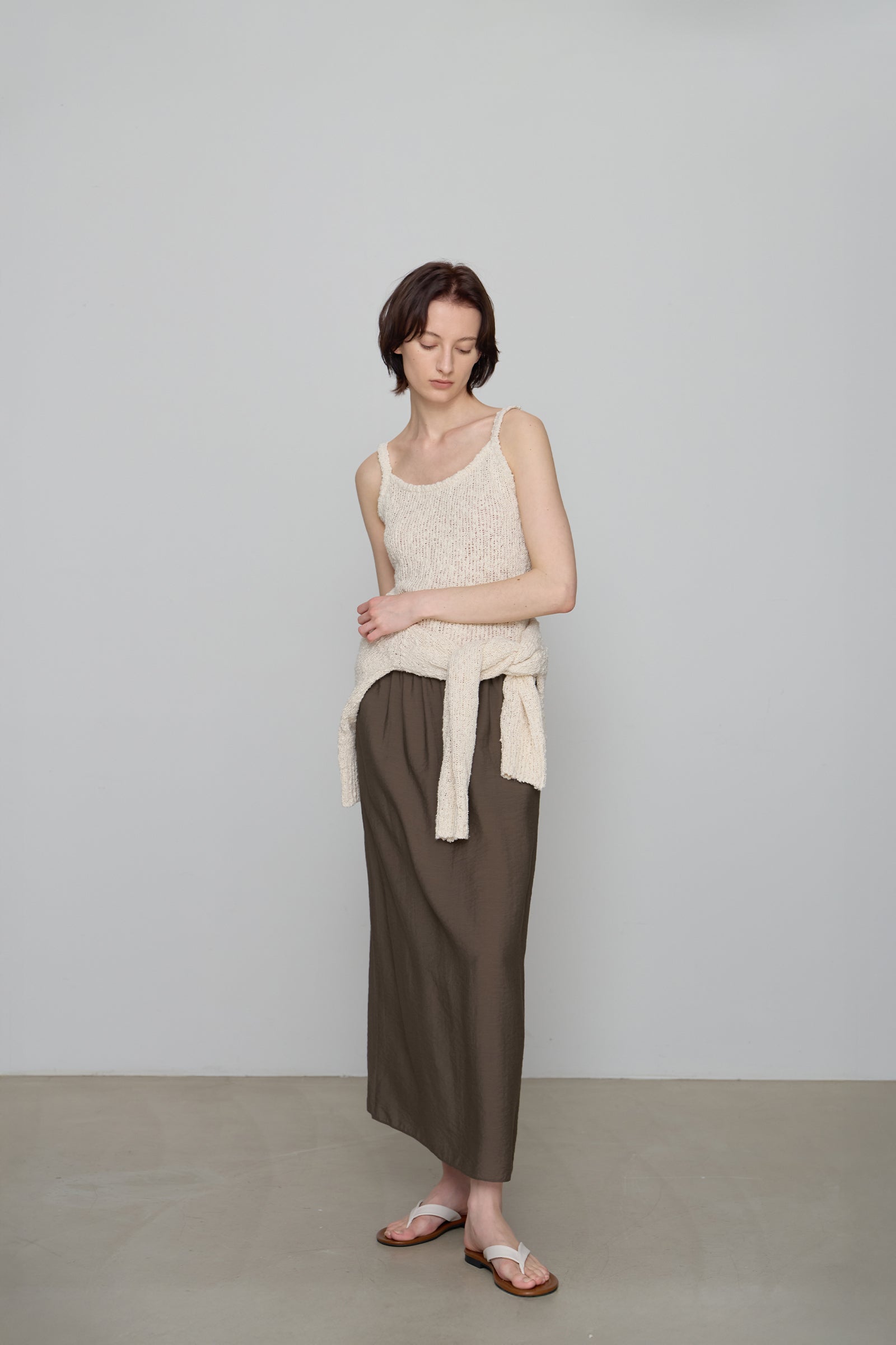 GILET EN MAILLE TEXTURÉE_CRÈME