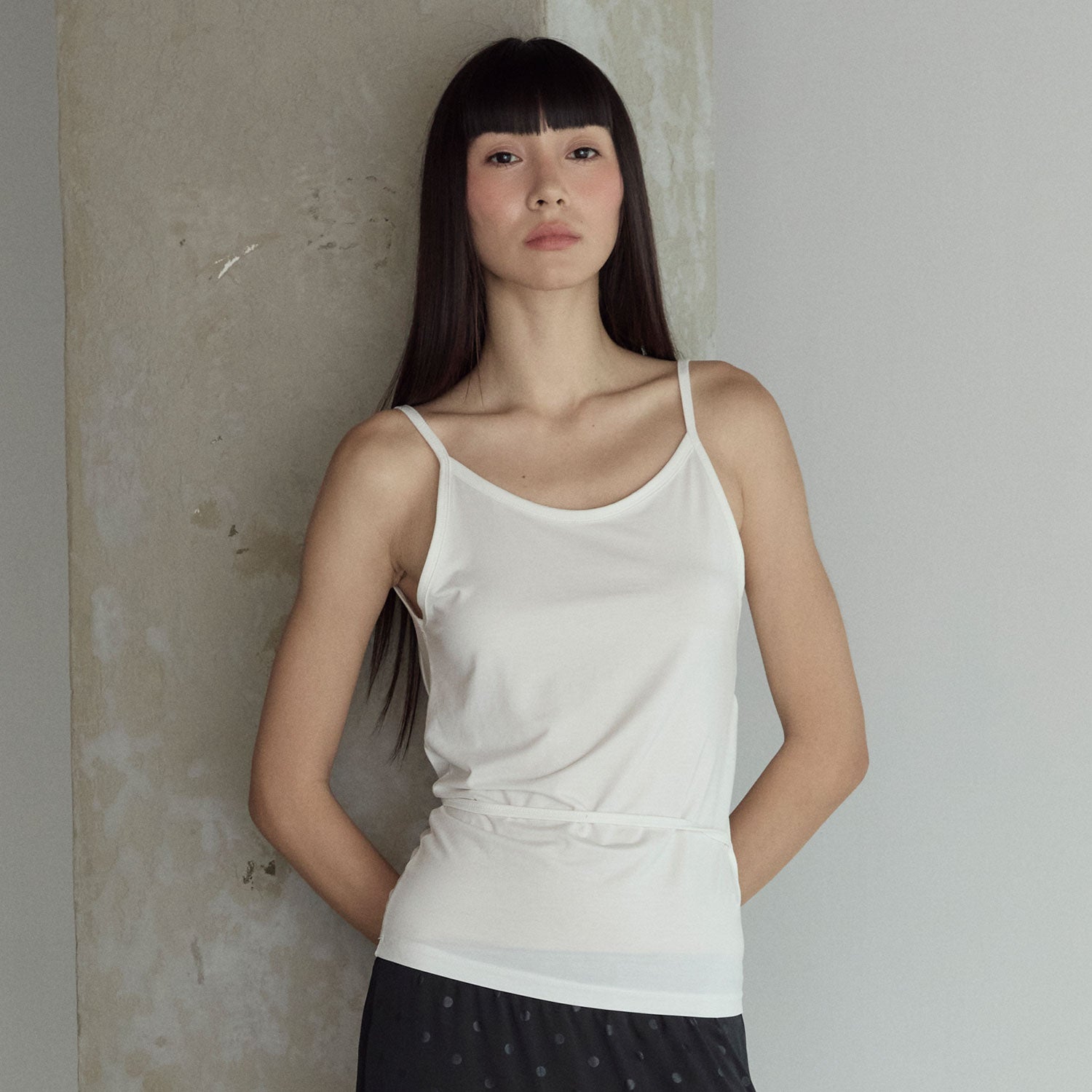 BACKLESS STRAP TOP_WHITE