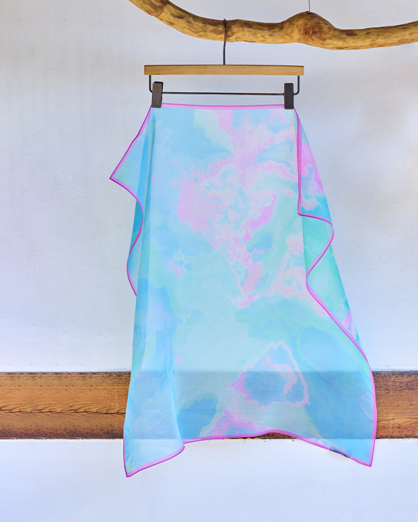 2DREAMERS, FOULARD CARRÉ DE SOIE NUAGES ROSES