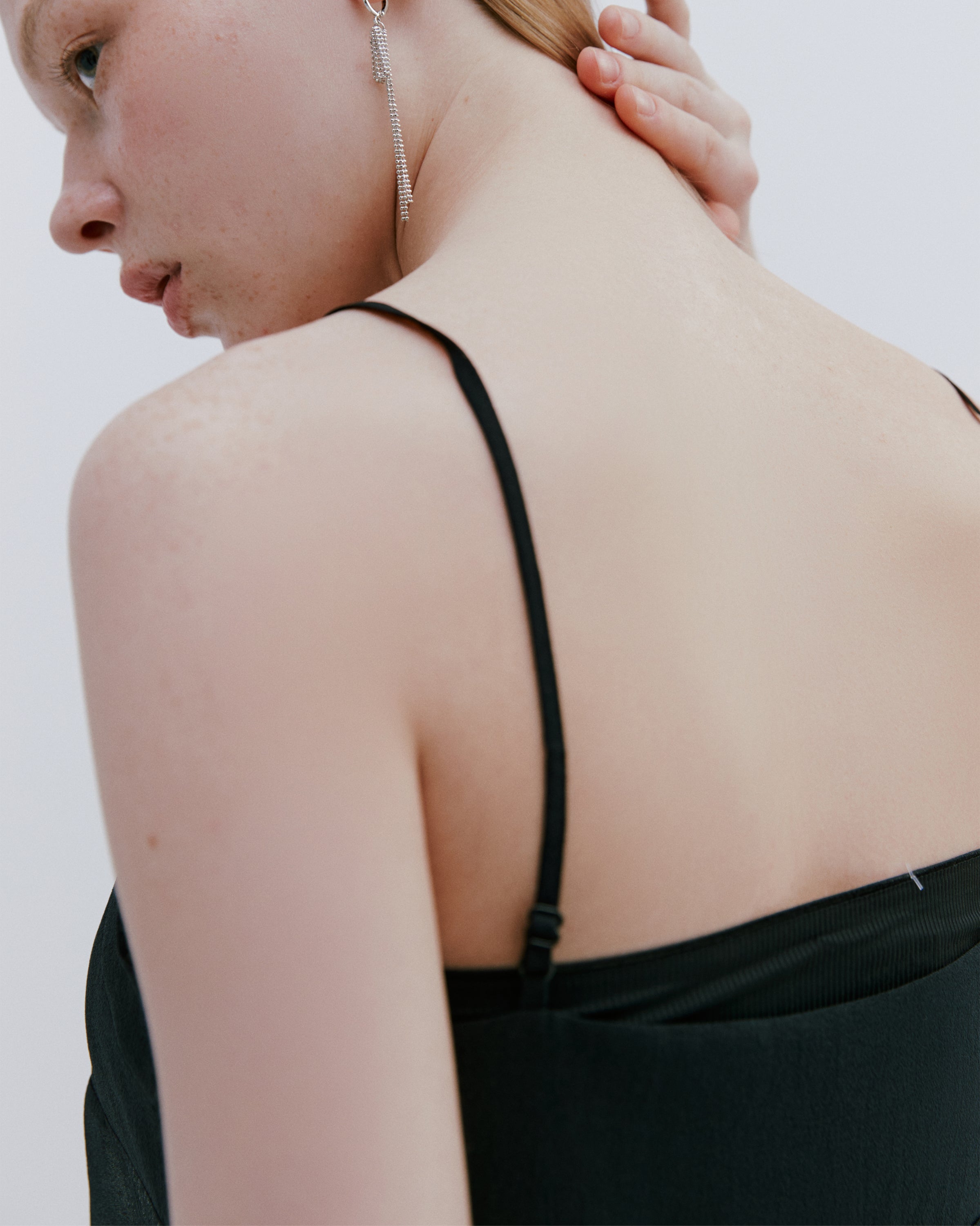 ORGANZA SIDE PUFF BLOUSE_BLACK