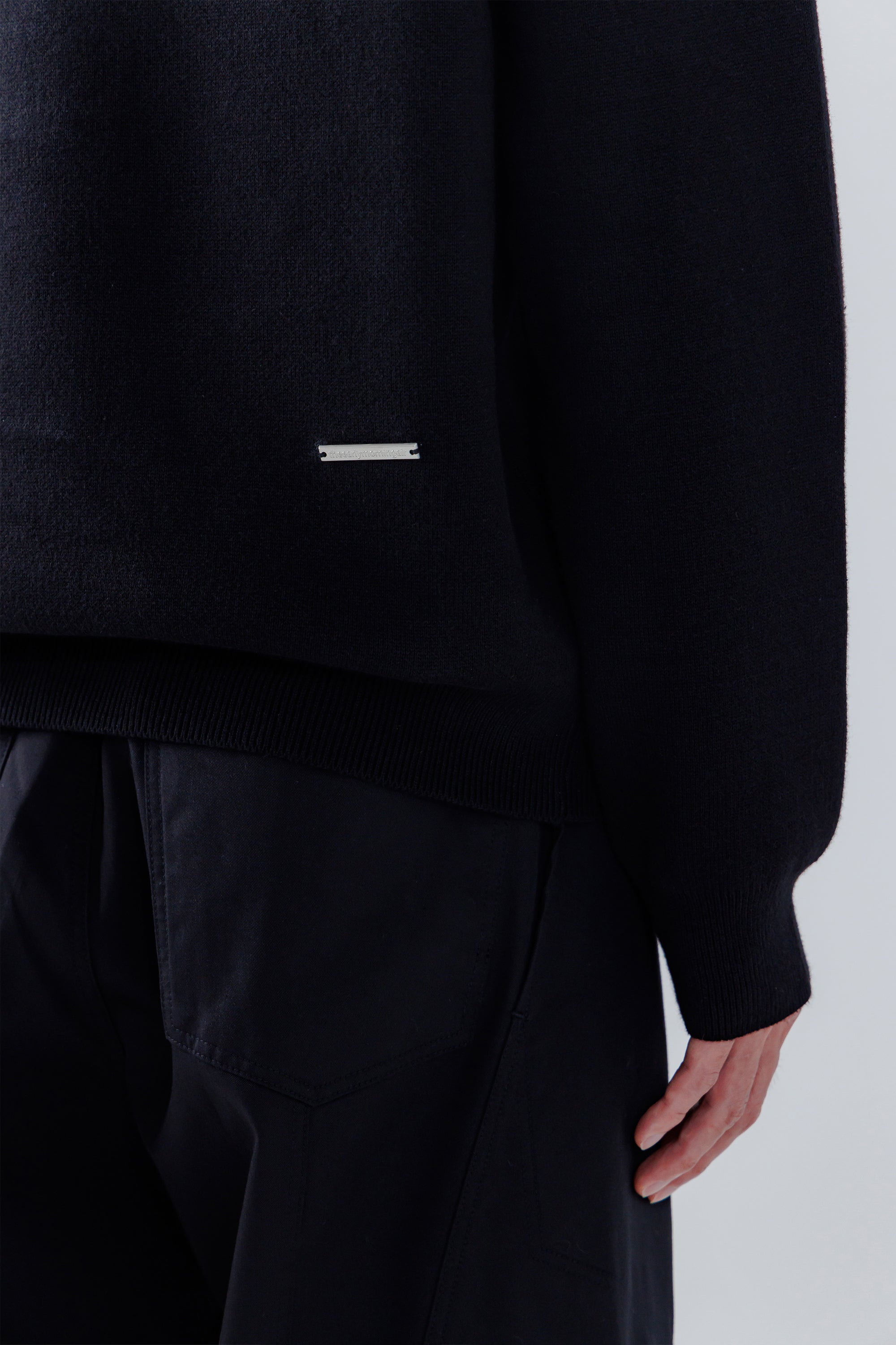 PULL STANDARD_NOIR