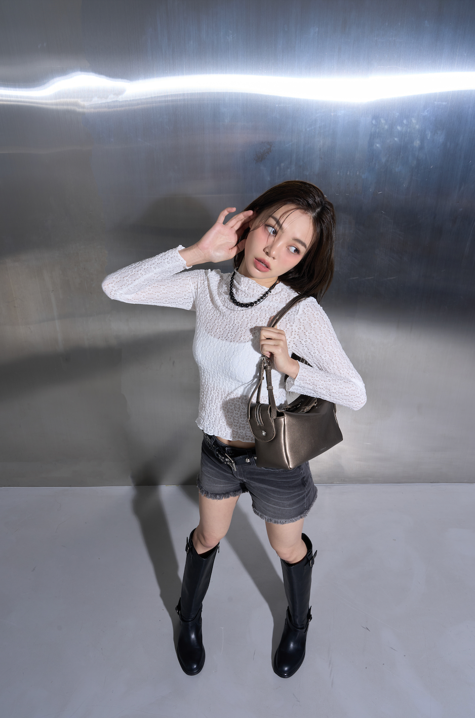 LATCH_DUST SILVER