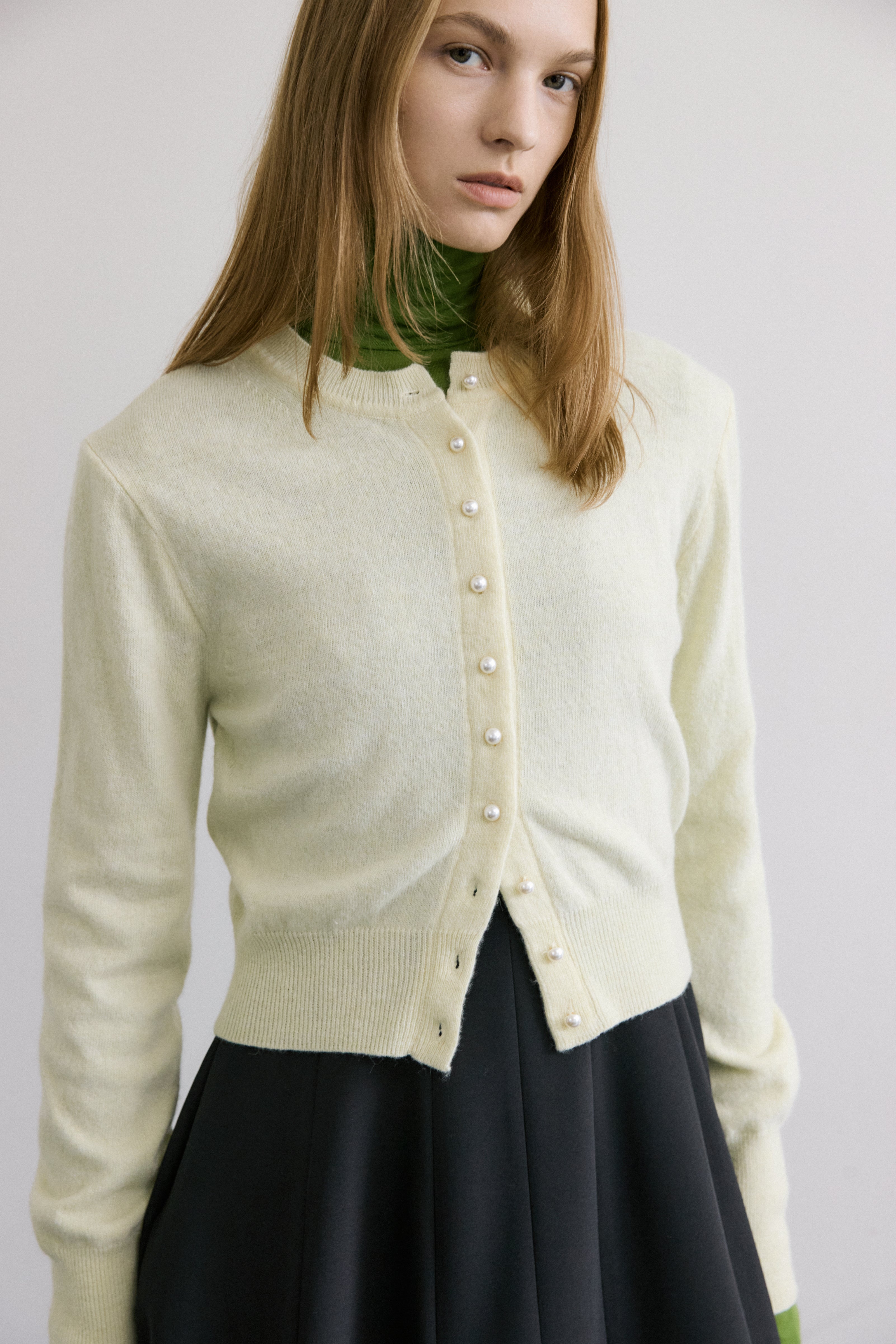 PEARLY BUTTON WOOL CARDIGAN _BUTTER