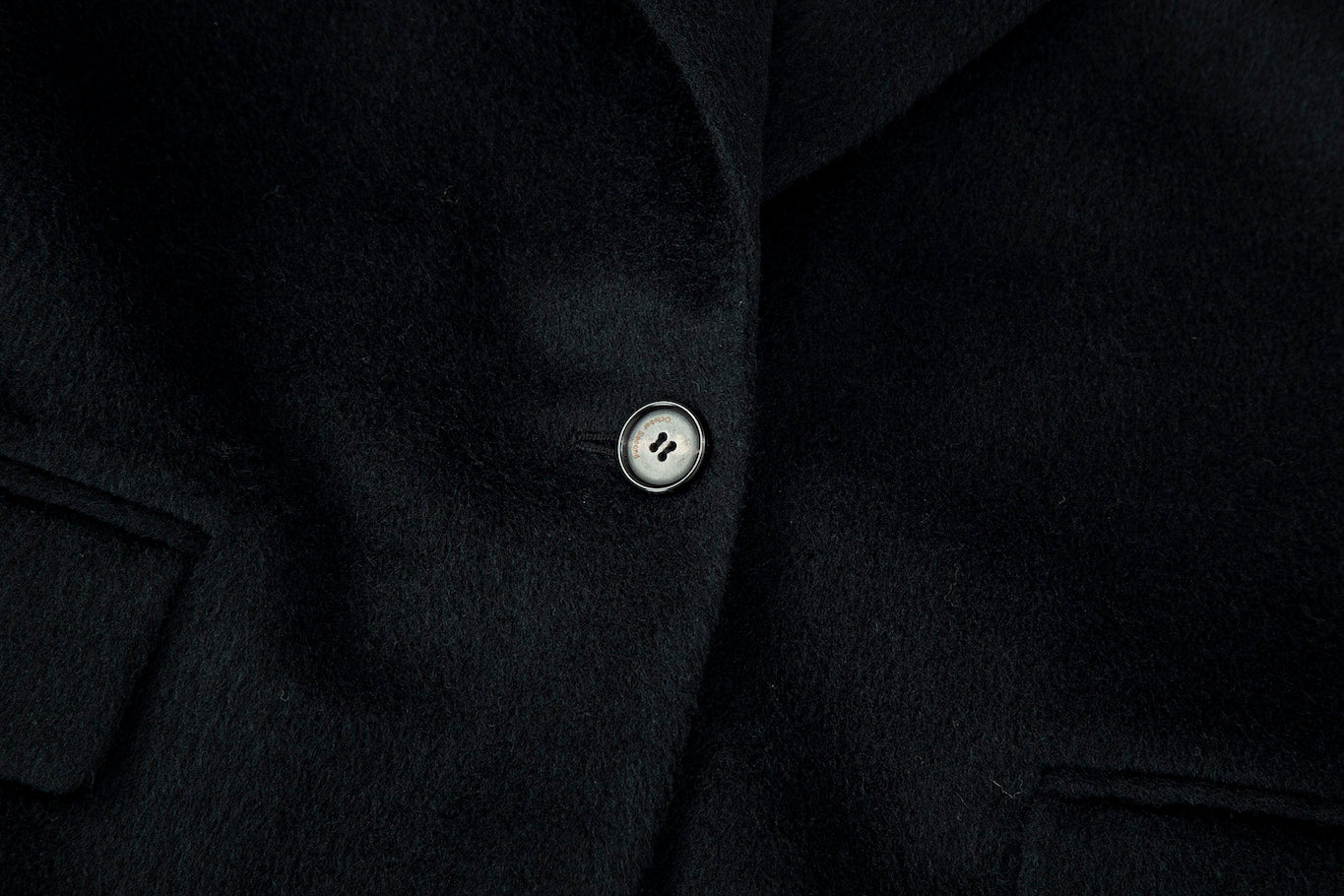 OCTOBER SECOND, MANTEAU BOX CLASSIQUE_NOIR