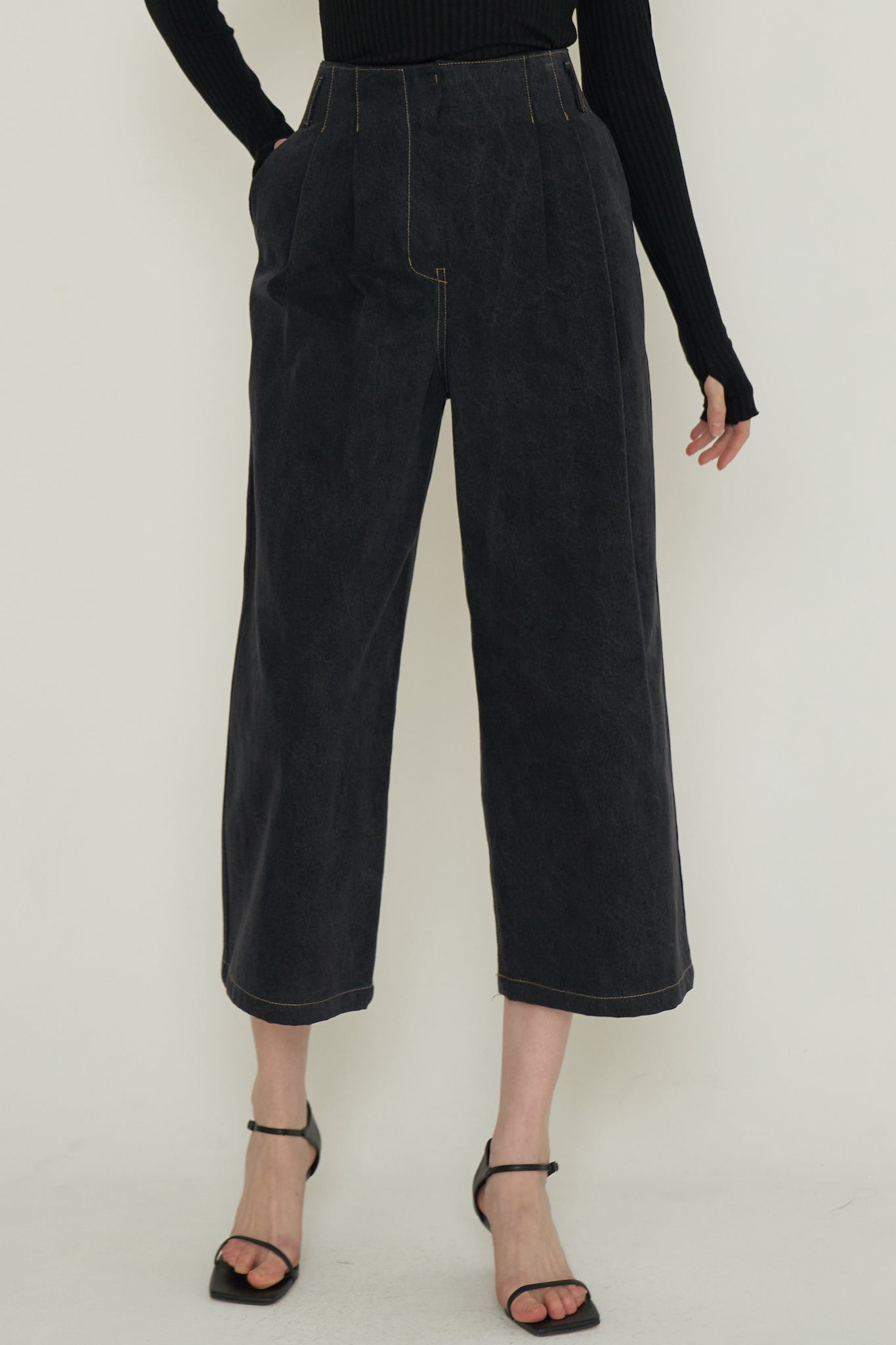 OCTOBER SECOND, V PANTALON DENIM_NOIR