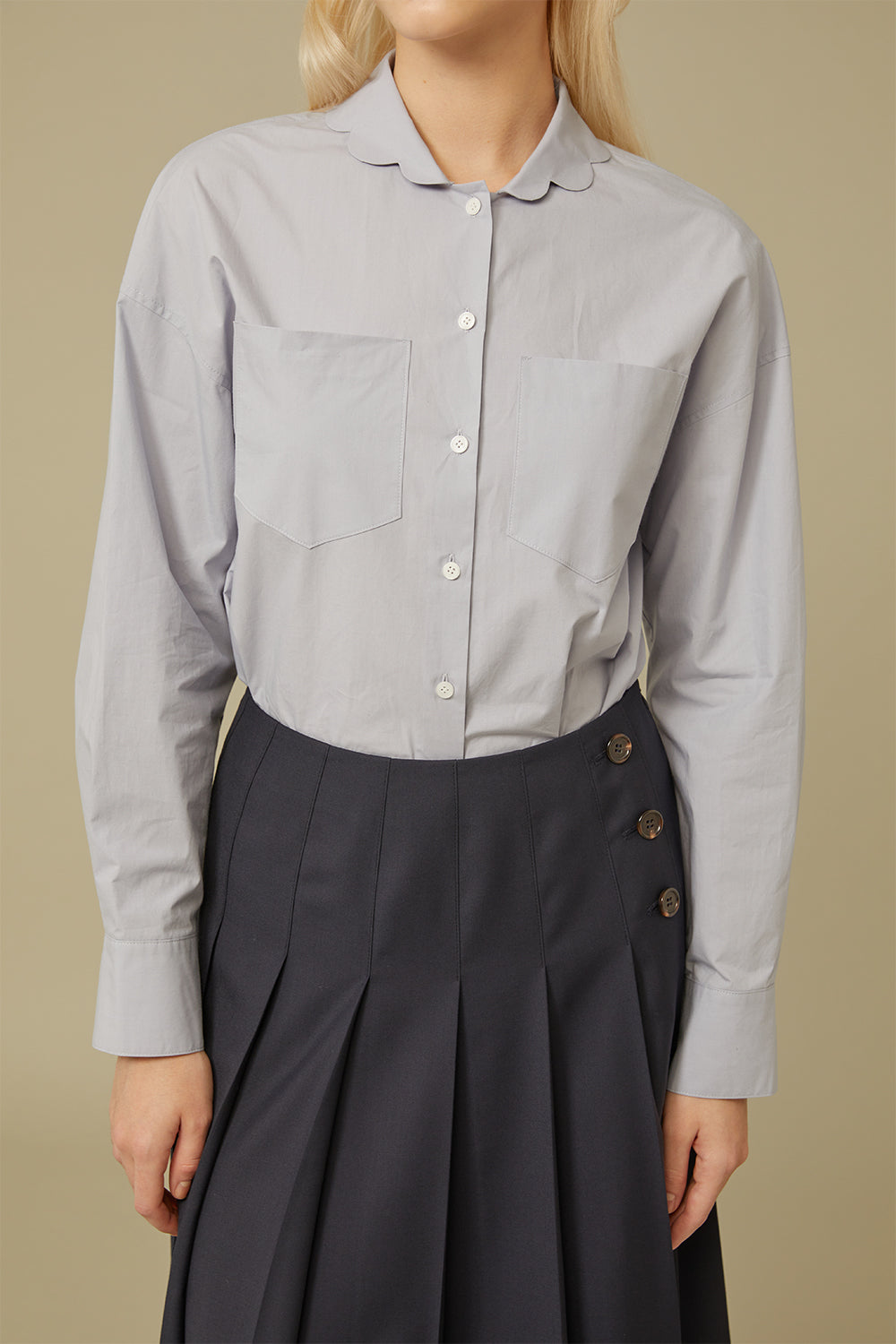 SCALLOP COLLAR SHIRT_GREY