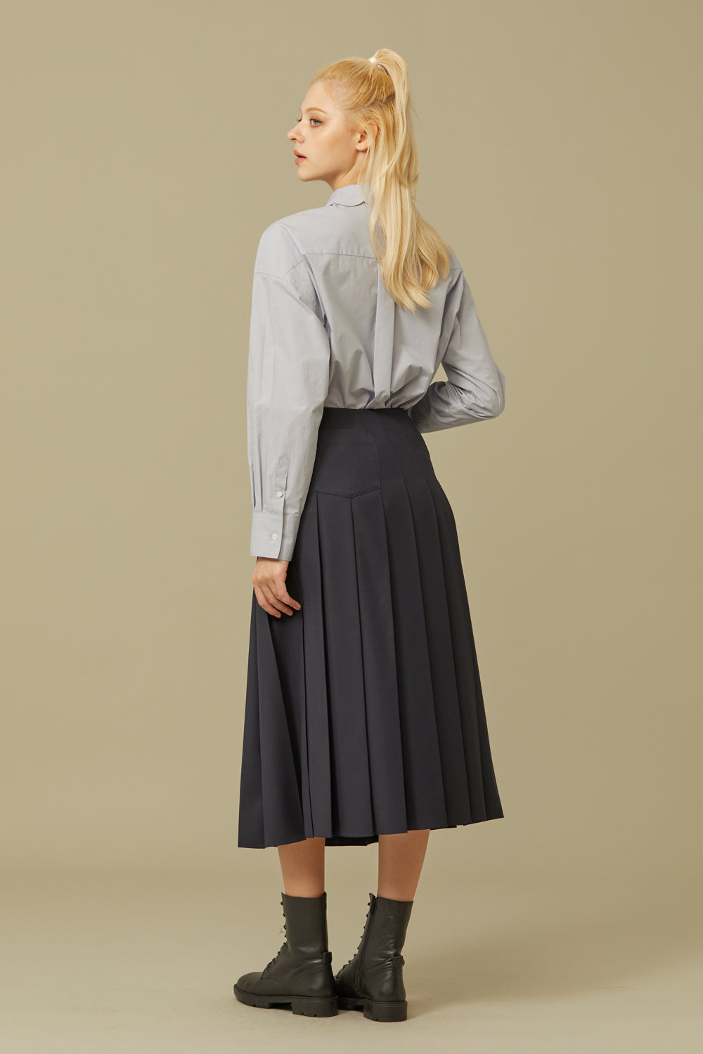 PLEATS BUTTON MIDI SKIRT_NAVY