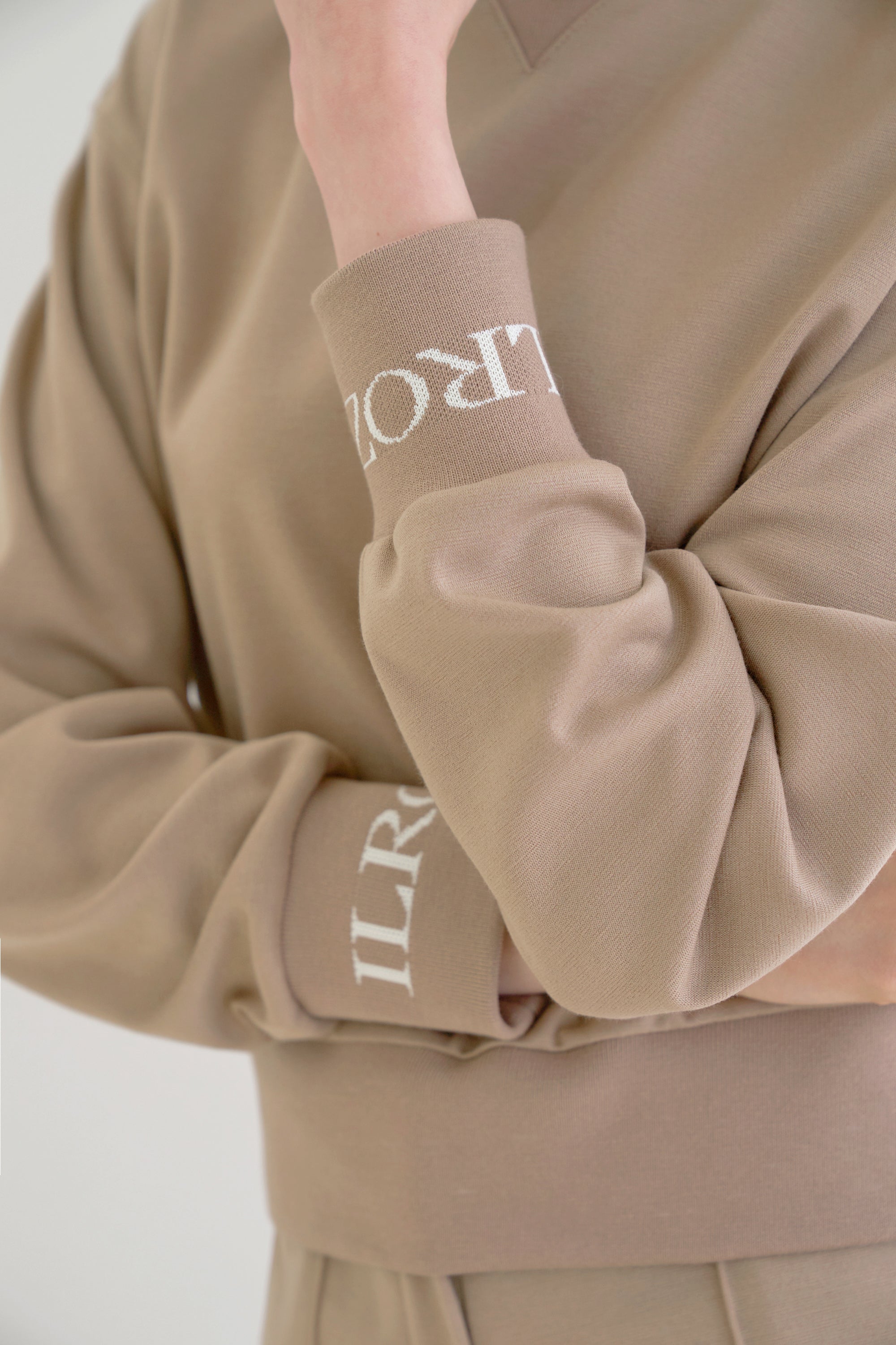 JACQUARD SWEATSHIRT_BEIGE