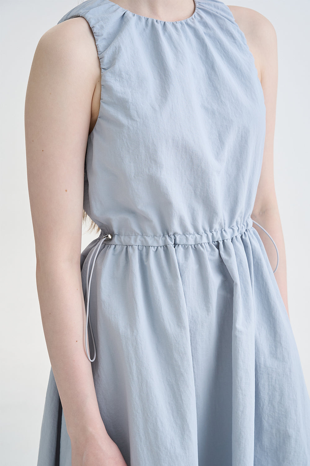 STRING MIDI DRESS_GREY