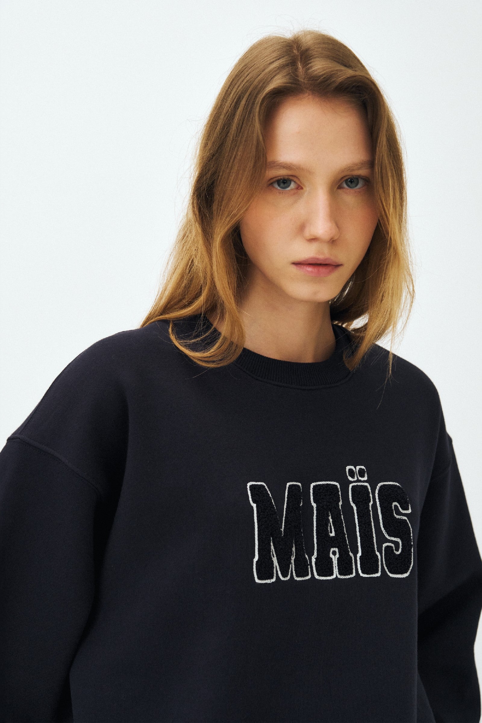 MAIS BOUCLE LOGO SWEAT SHIRT_NAVY