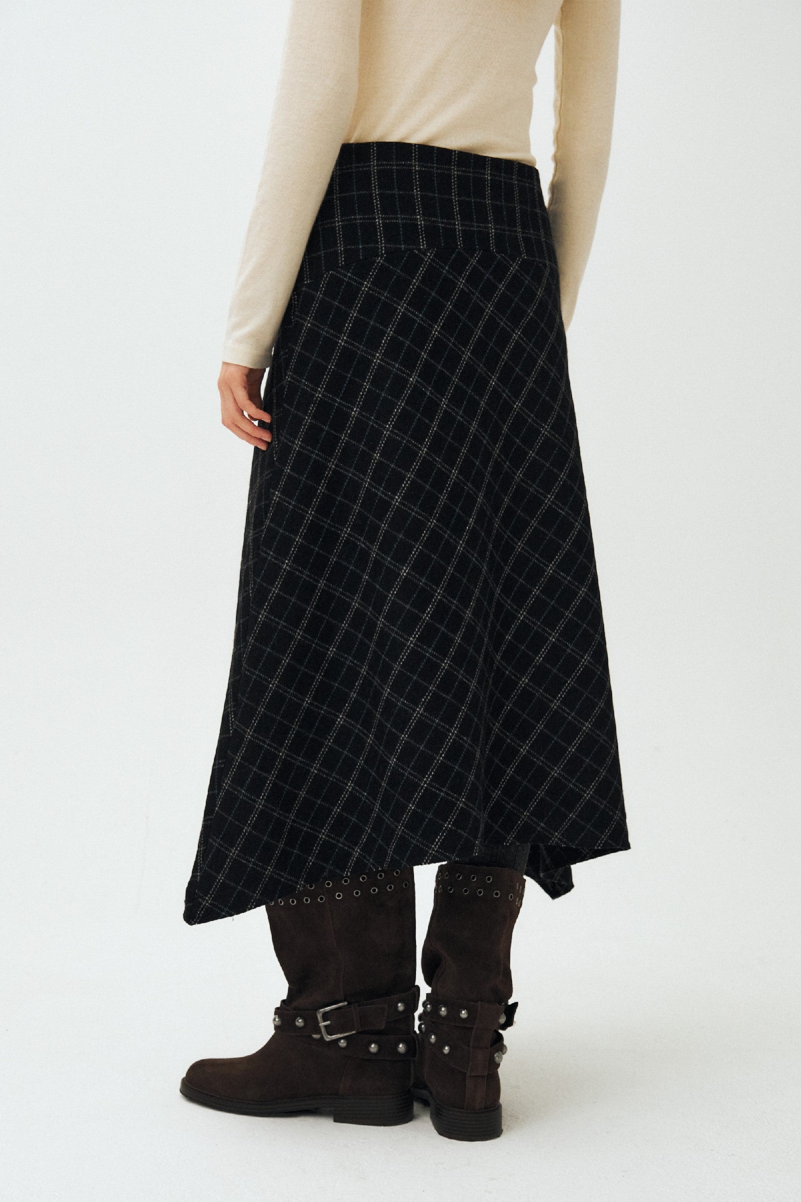 CHECK ASYMMETRICAL FLARED SKIRT_BLACK